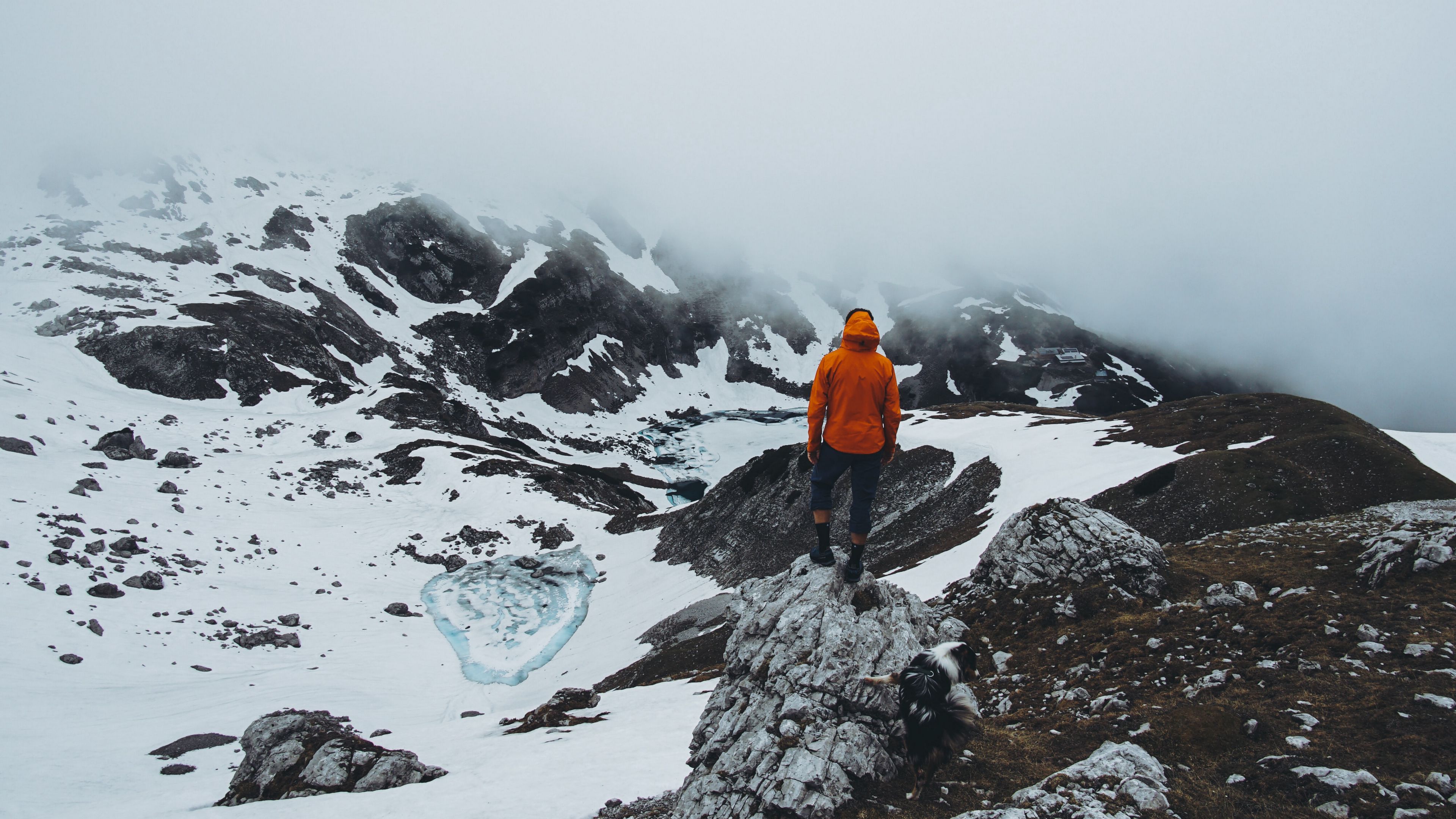 man, loneliness, solitude, snow, stones, fog, 4k, HD Wallpaper