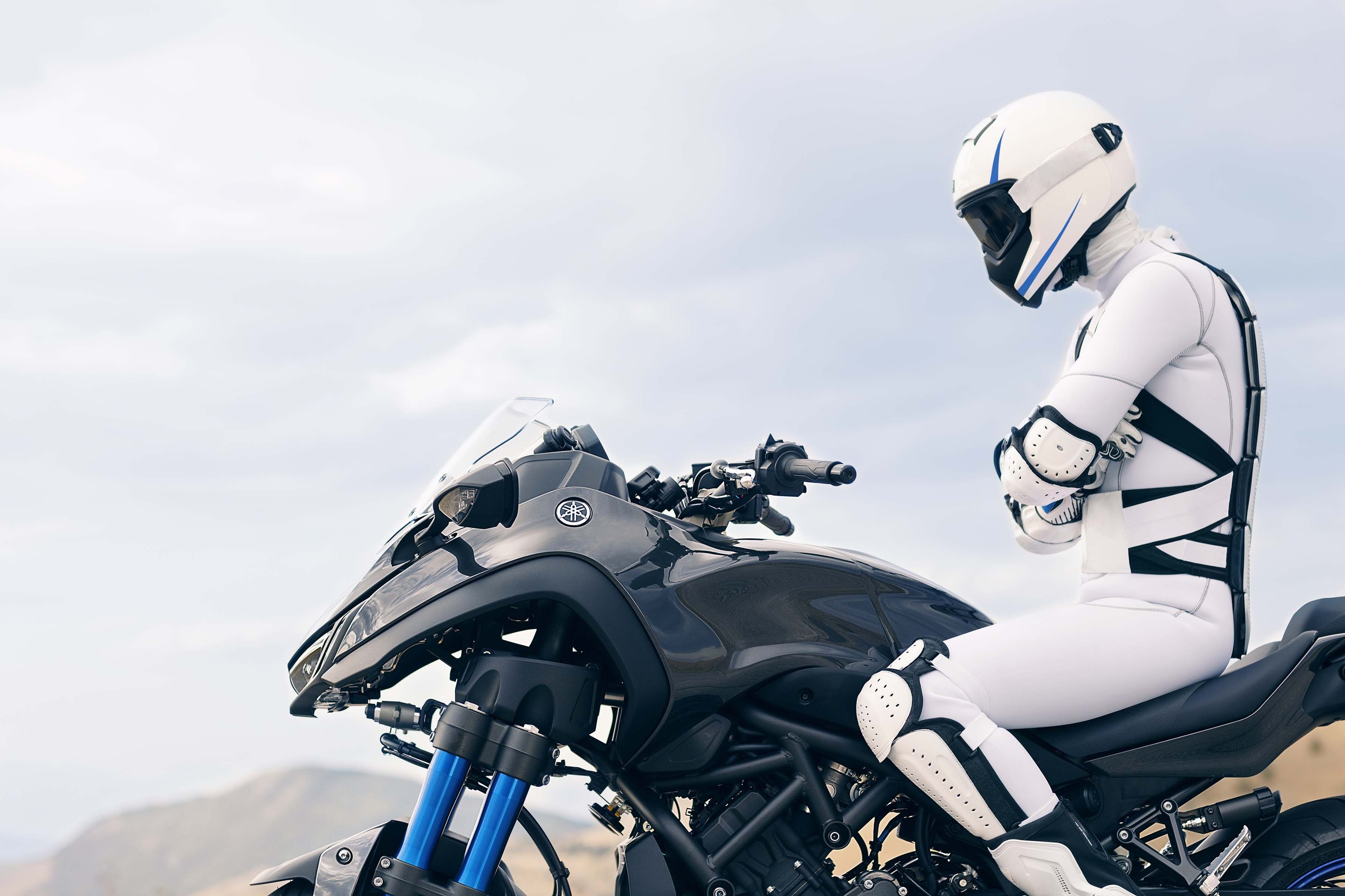motorcycle, Yamaha Niken, vehicle, helmet, HD Wallpaper