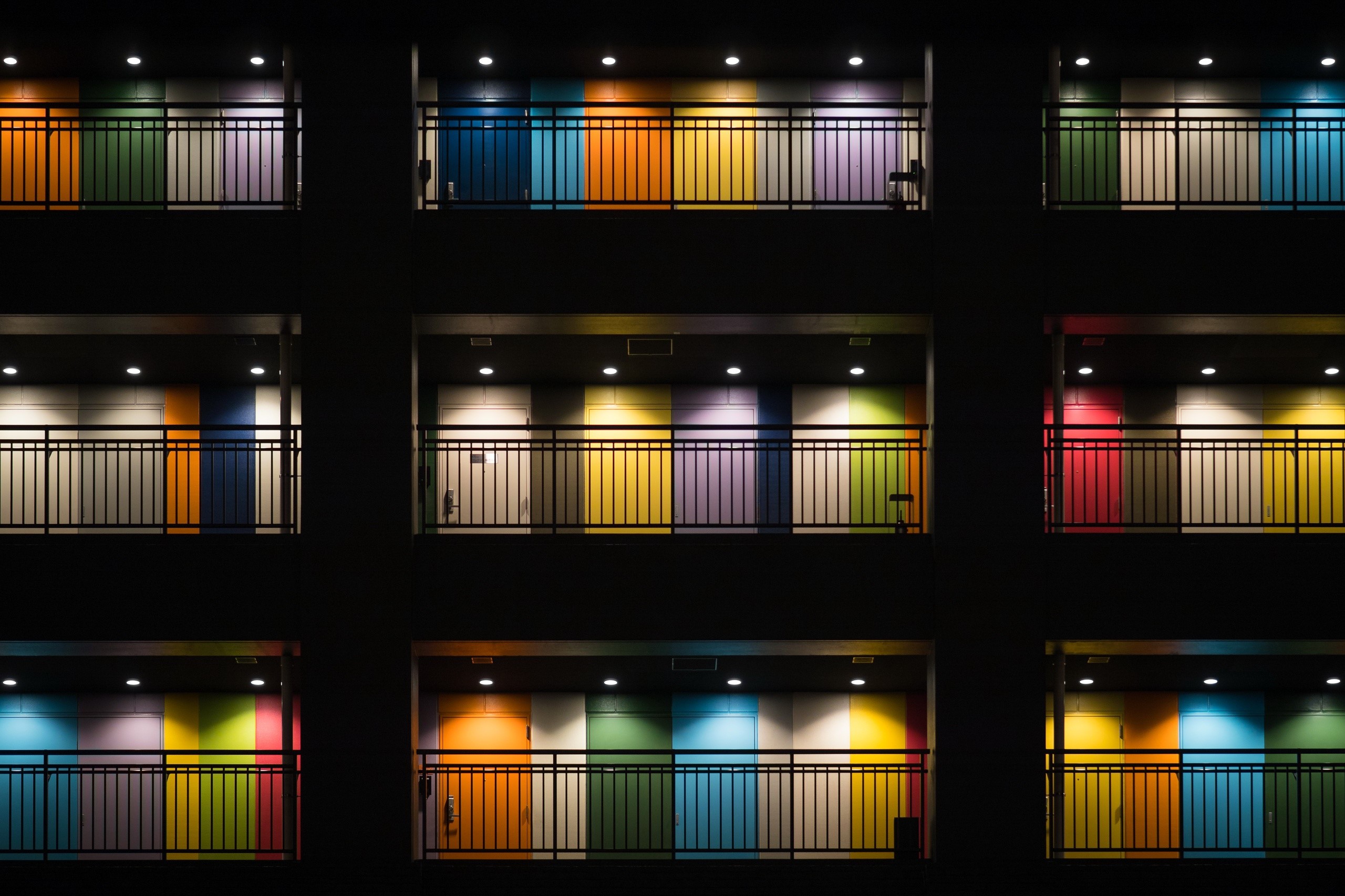 Tokyo, architecture, colorful, dark, night, door, building, yellow, black, HD Wallpaper