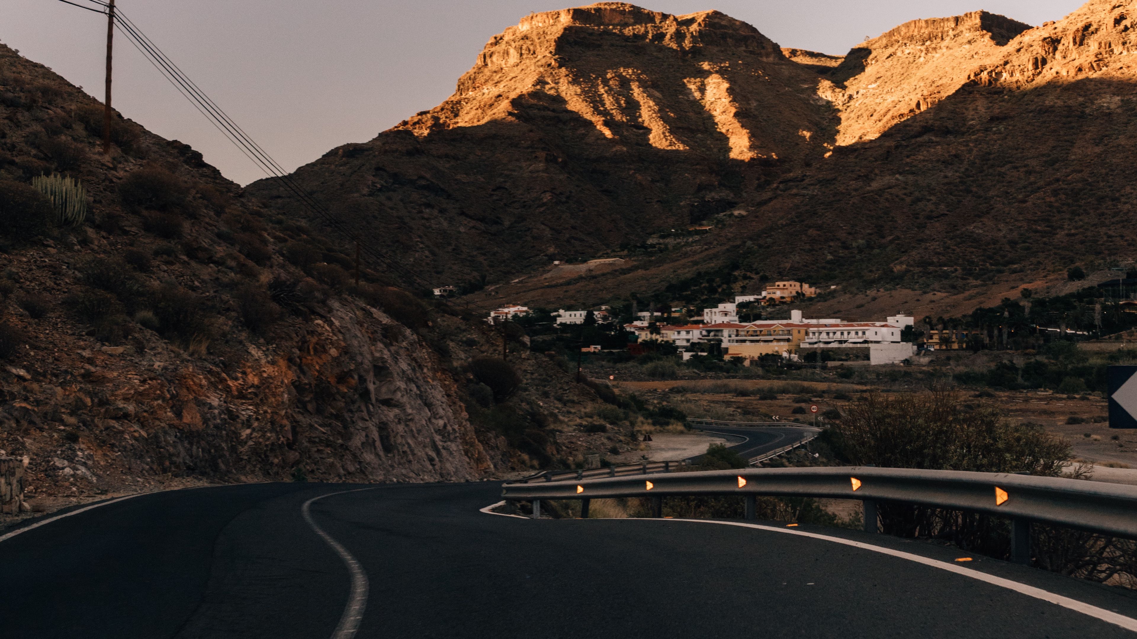 road, mountains, buildings, asphalt, winding, 4k, HD Wallpaper