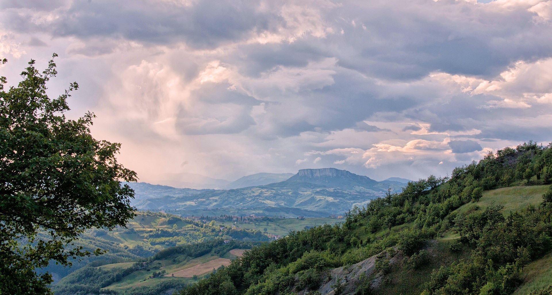 nature, landscape, trees, forest, clouds, mountains, hills, HD Wallpaper