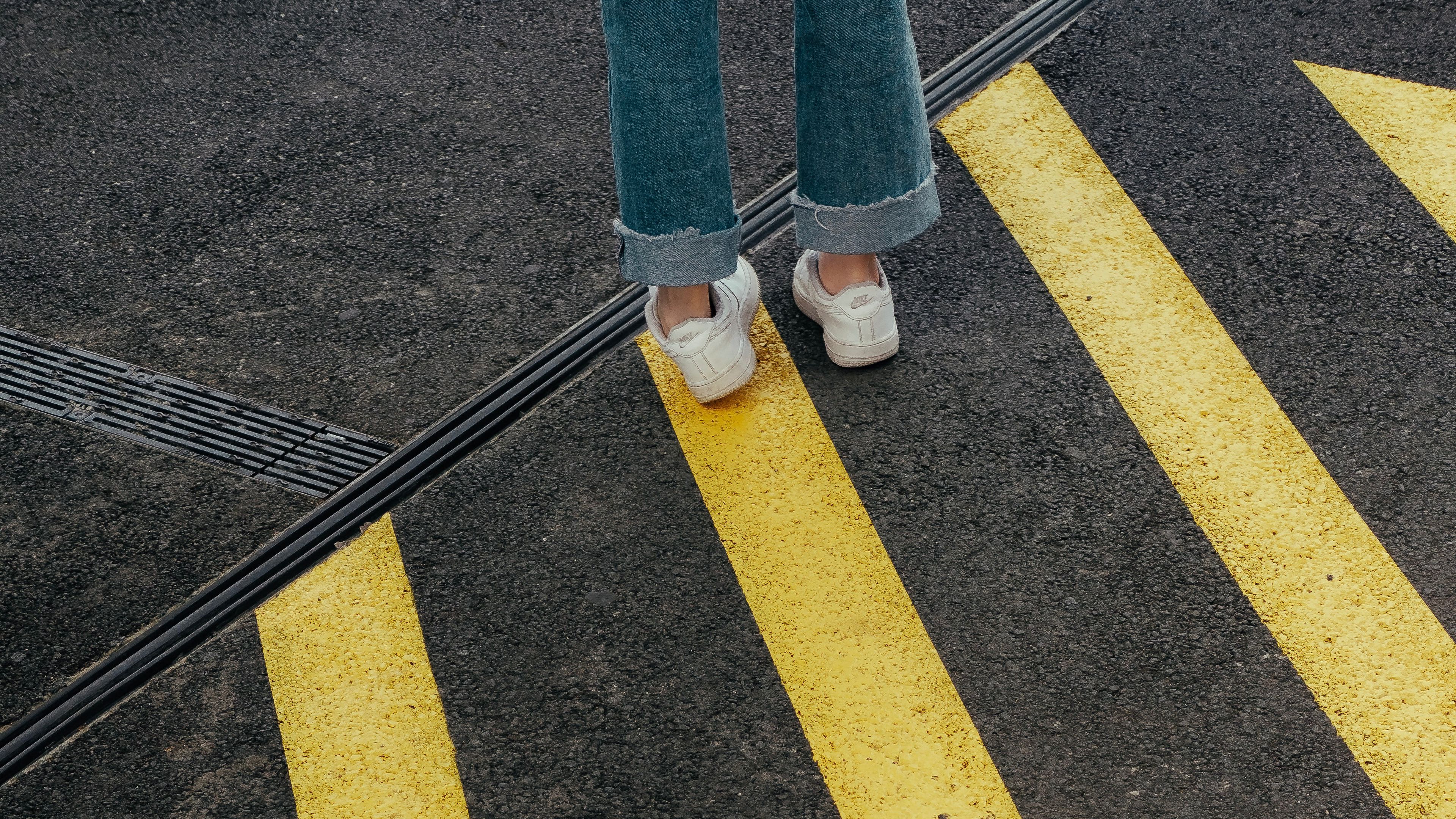 legs, marking, yellow, asphalt, 4k, HD Wallpaper