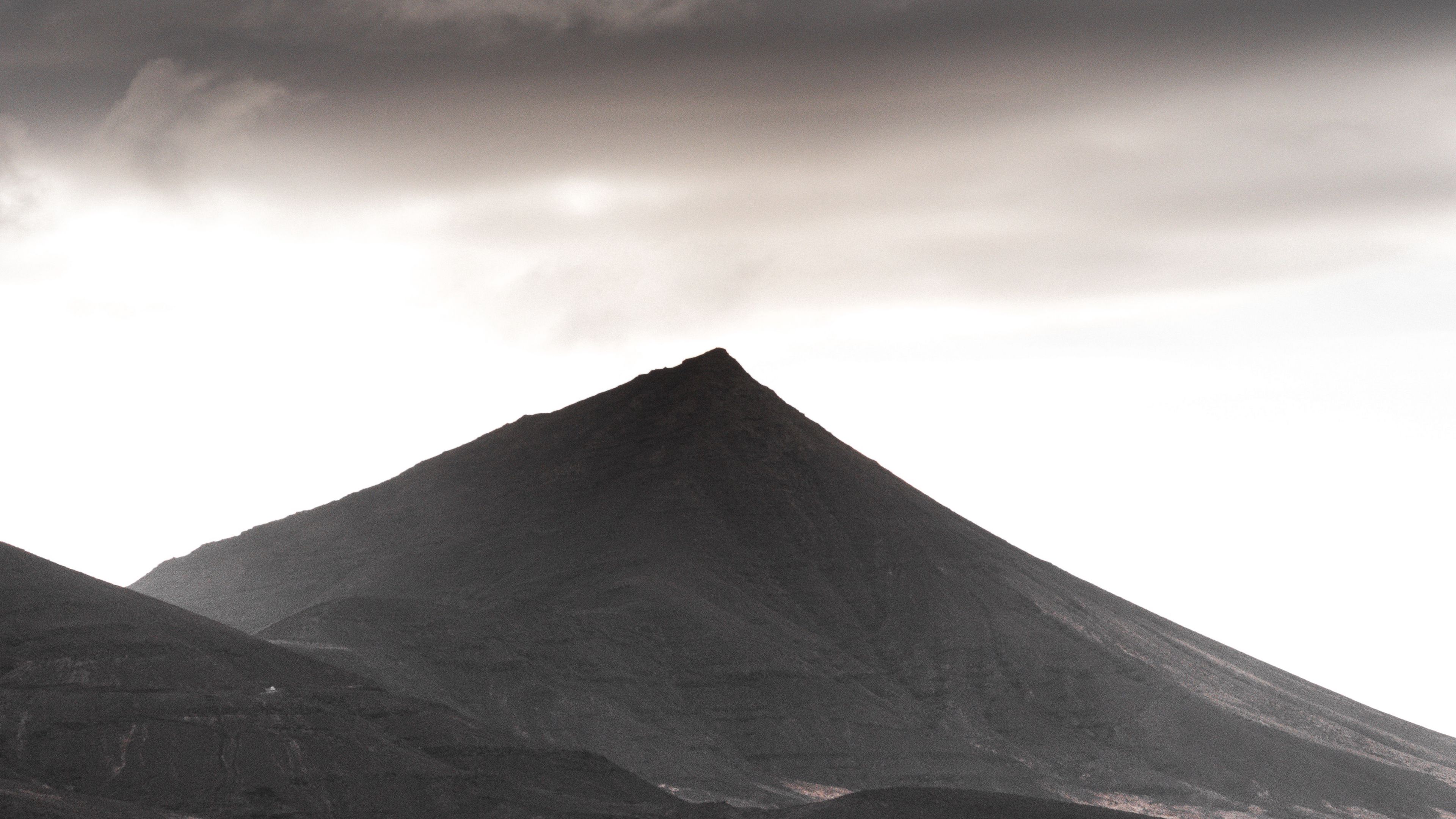 mountain, hill, peak, landscape, gray, moody, 4k, HD Wallpaper