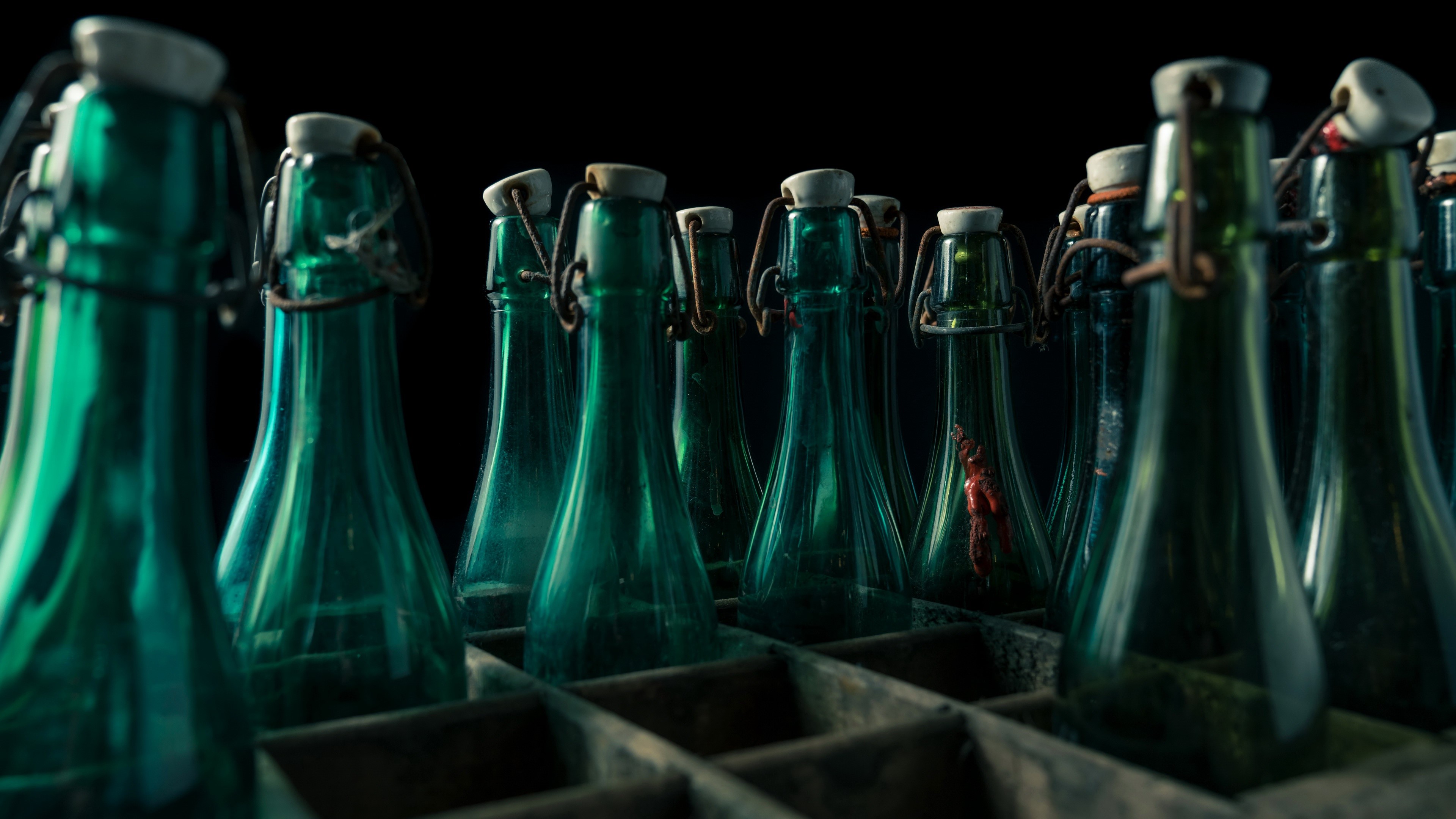 bottles, macro, glass, HD Wallpaper