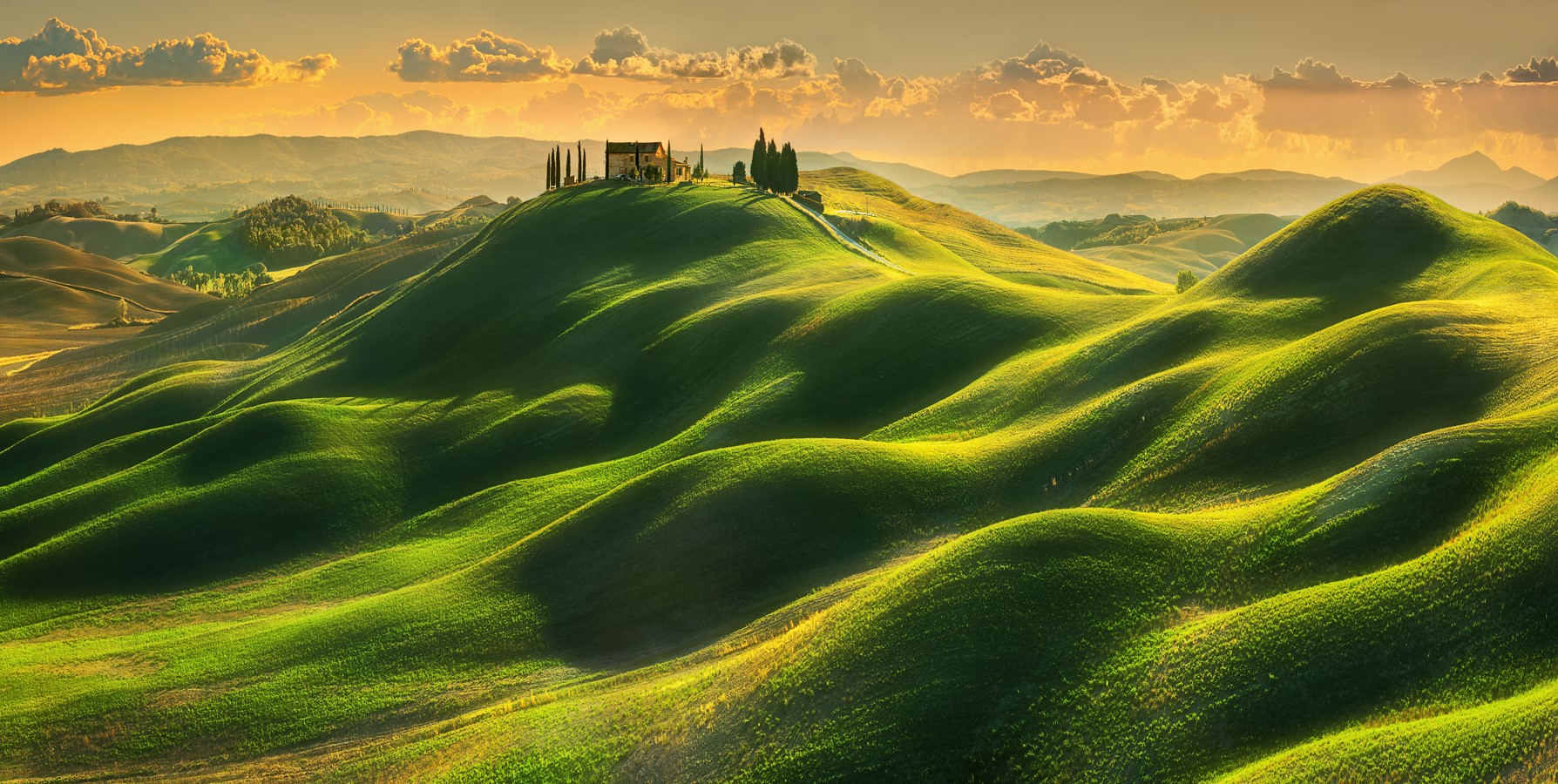 Krzysztof Browko, landscape, hill, green, grass, house, sunset, clouds, horizon, HD Wallpaper