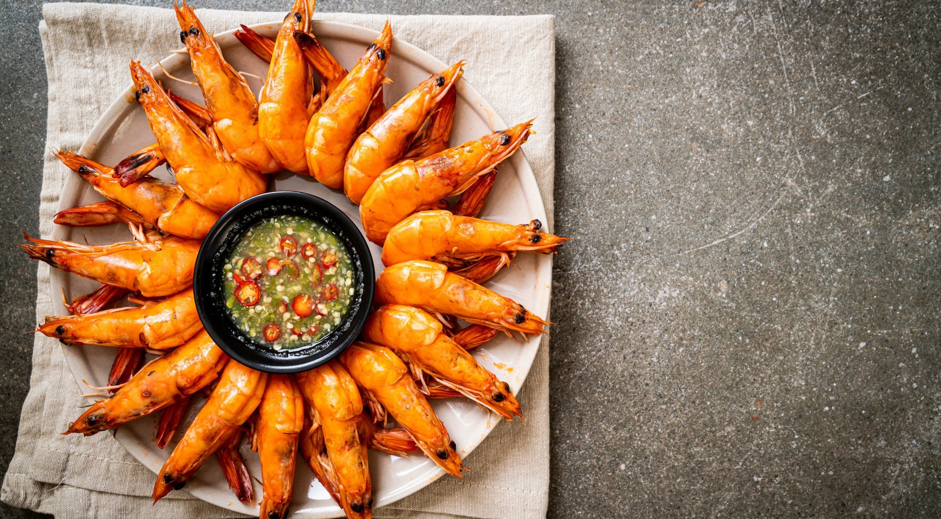 food, seafood, shrimp, plates, napkin, top view, HD Wallpaper