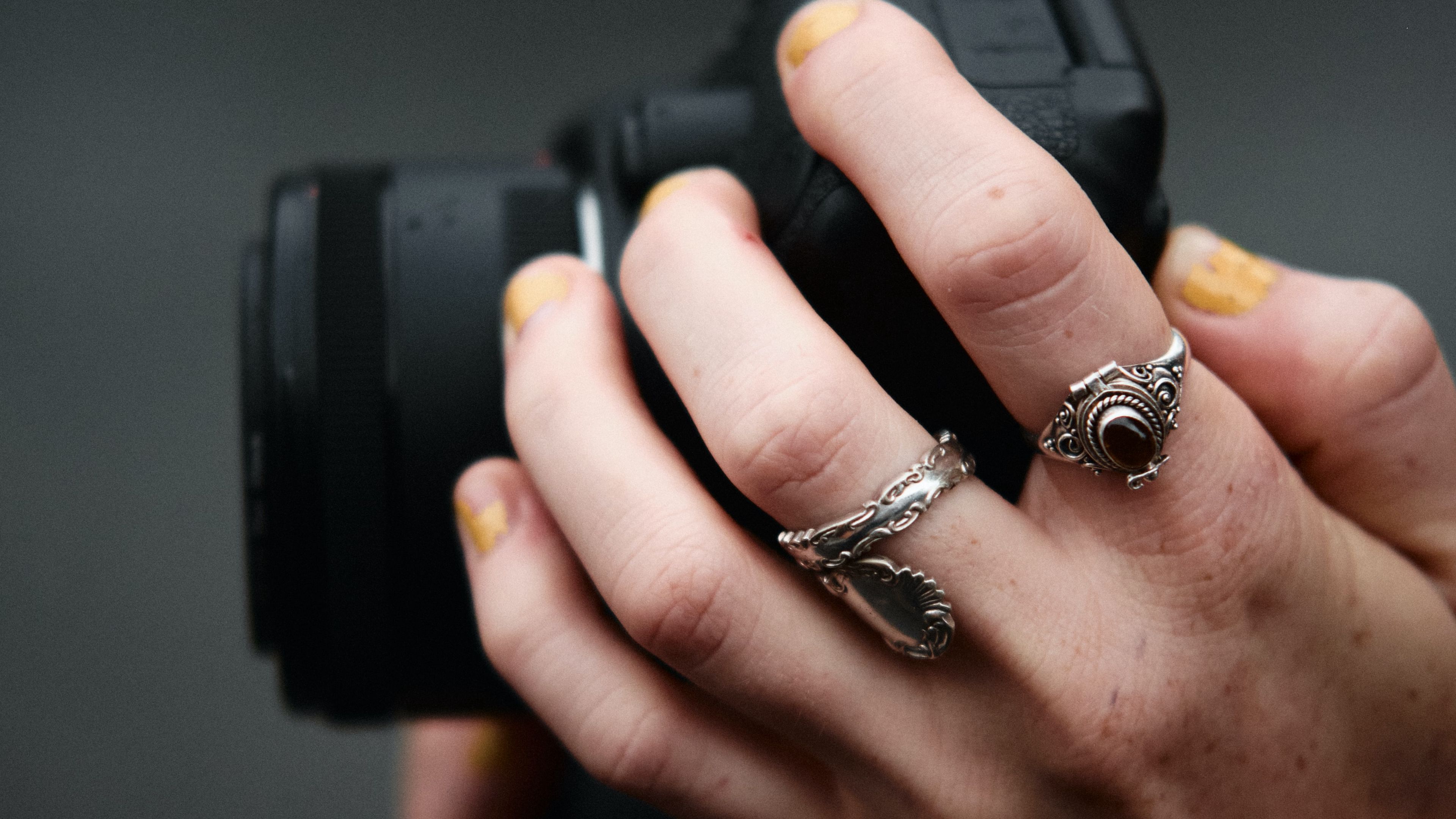hands, camera, rings, focus, 4k, HD Wallpaper
