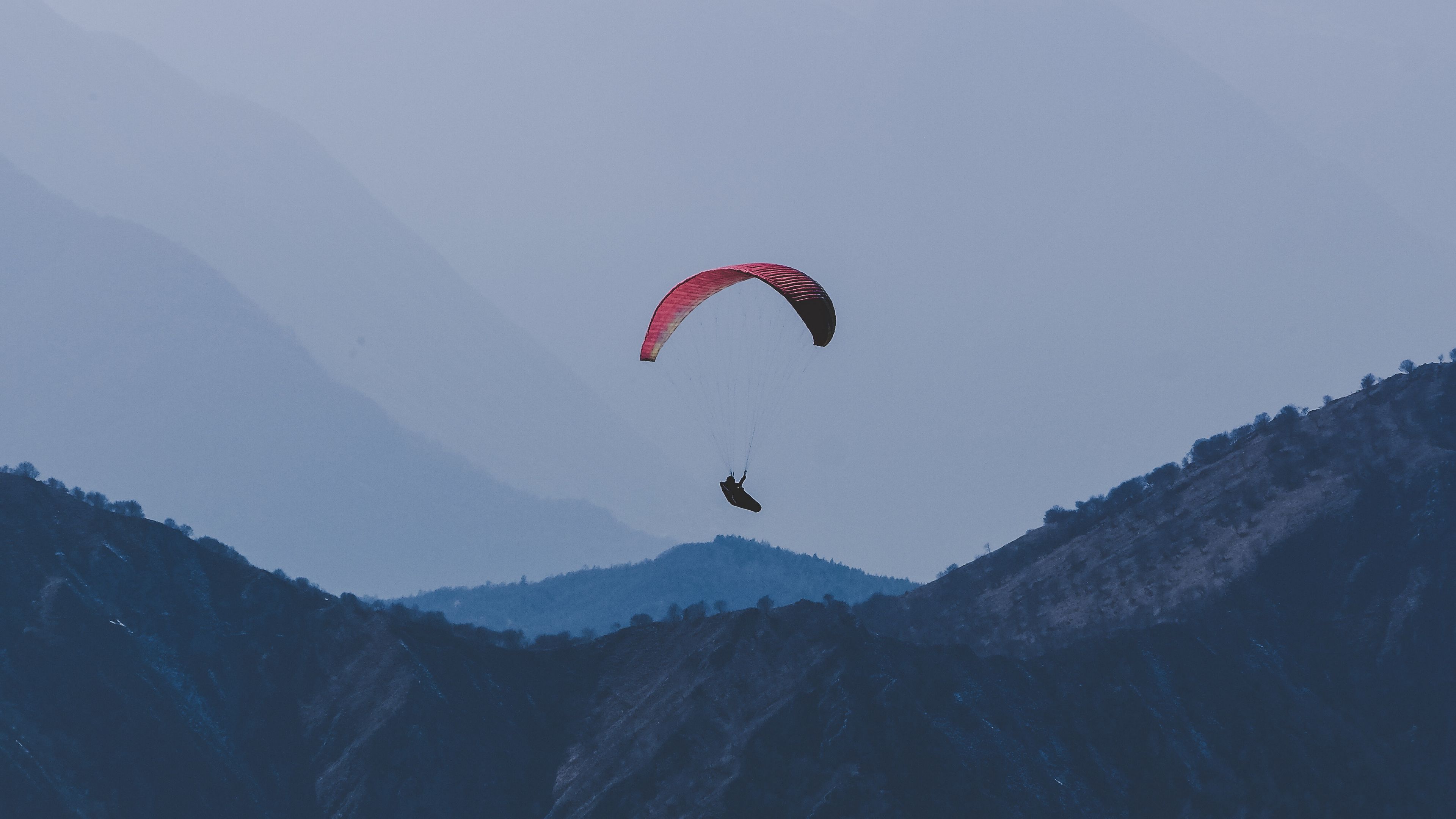 paraglider, flight, mountains, fog, 4k, HD Wallpaper