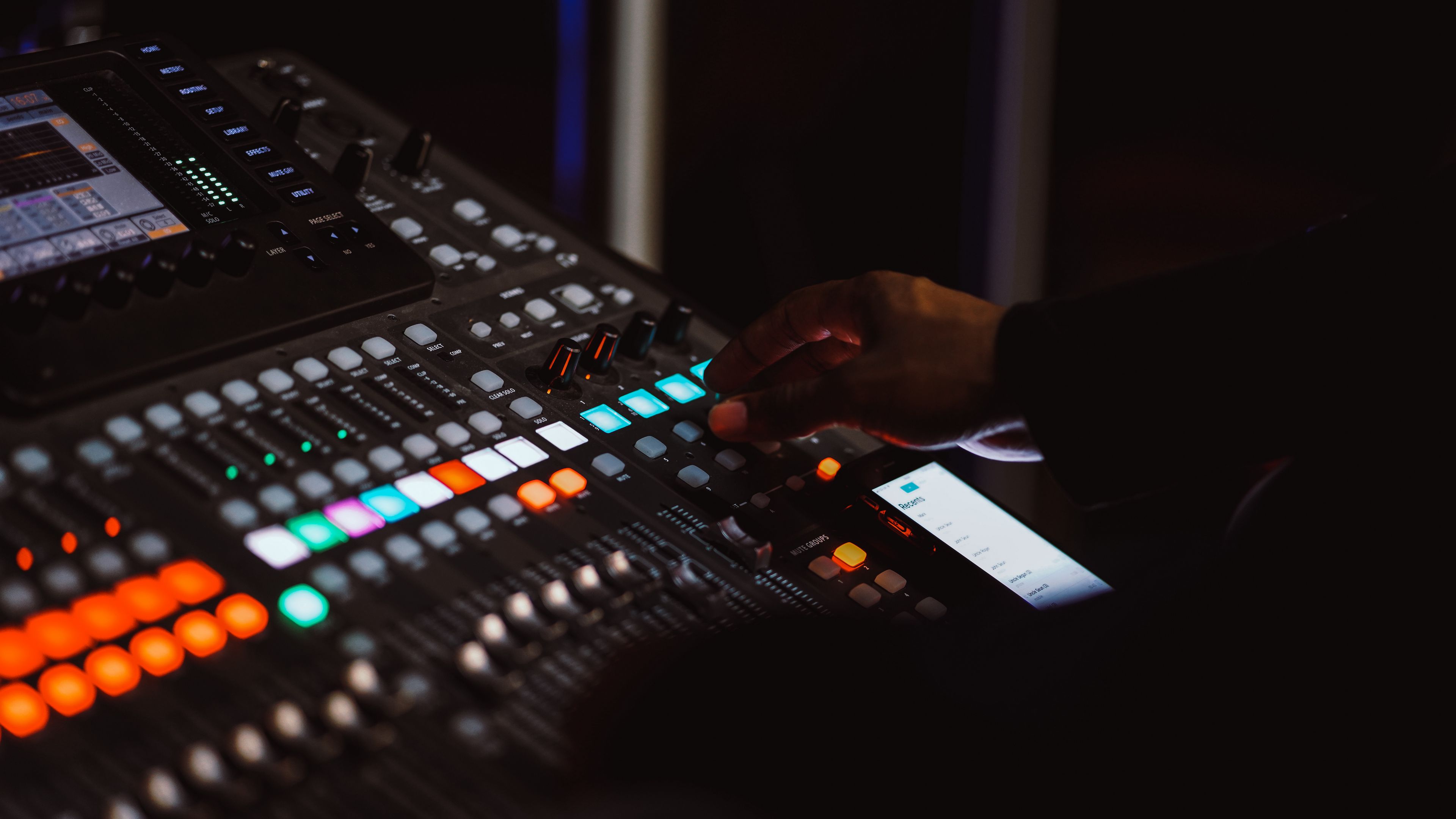 mixing console, hand, music, buttons, mixing, 4k, HD Wallpaper