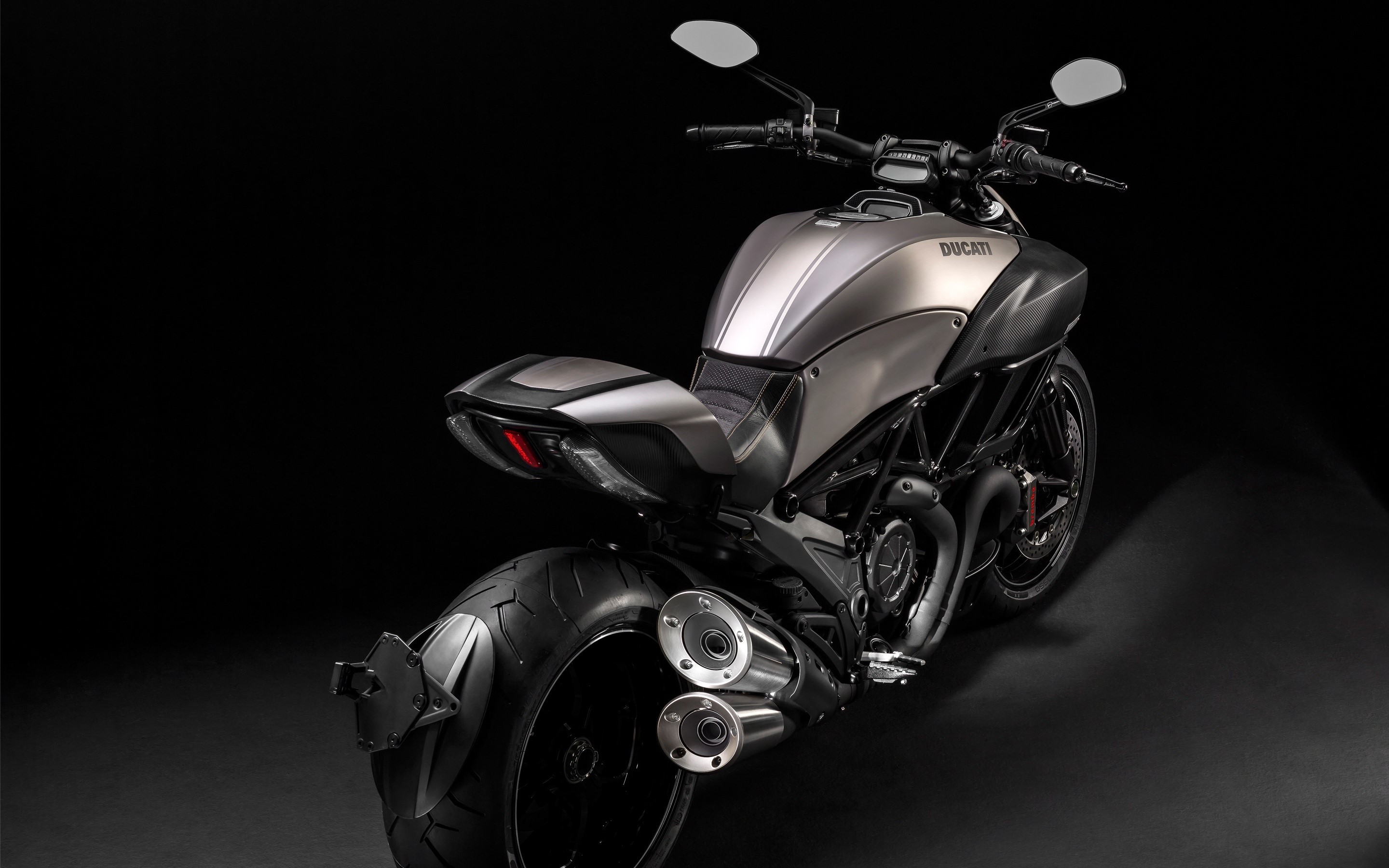 motorcycle, vehicle, dark, Ducati, Ducati Diavel, Brembo, HD Wallpaper