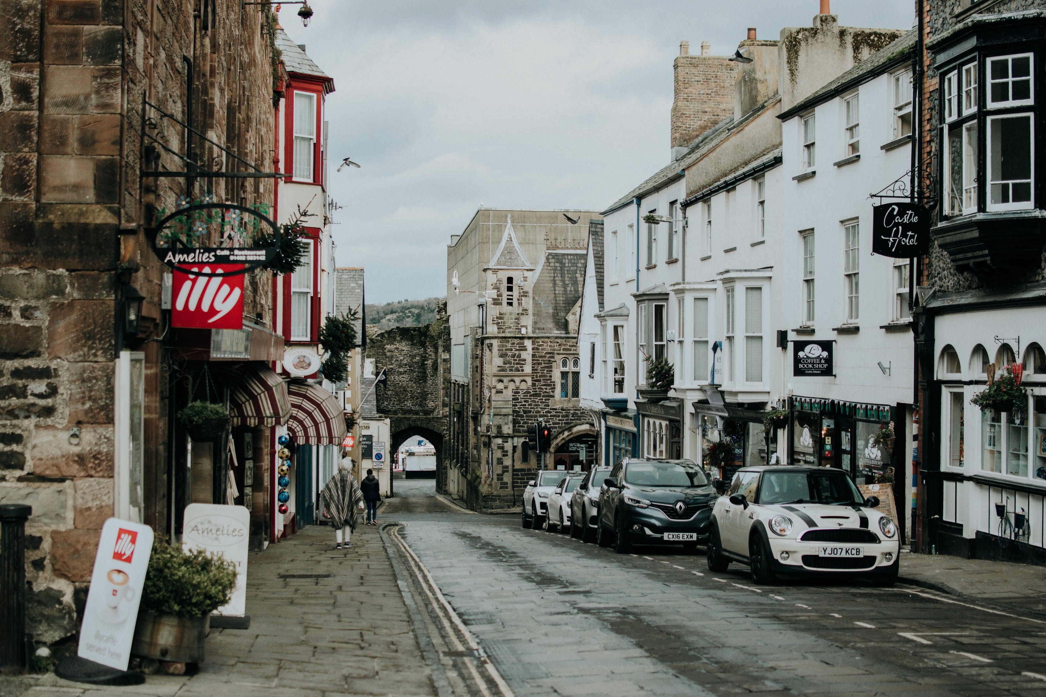 architecture, building, city, cityscape, UK, street, car, house, Wales, HD Wallpaper