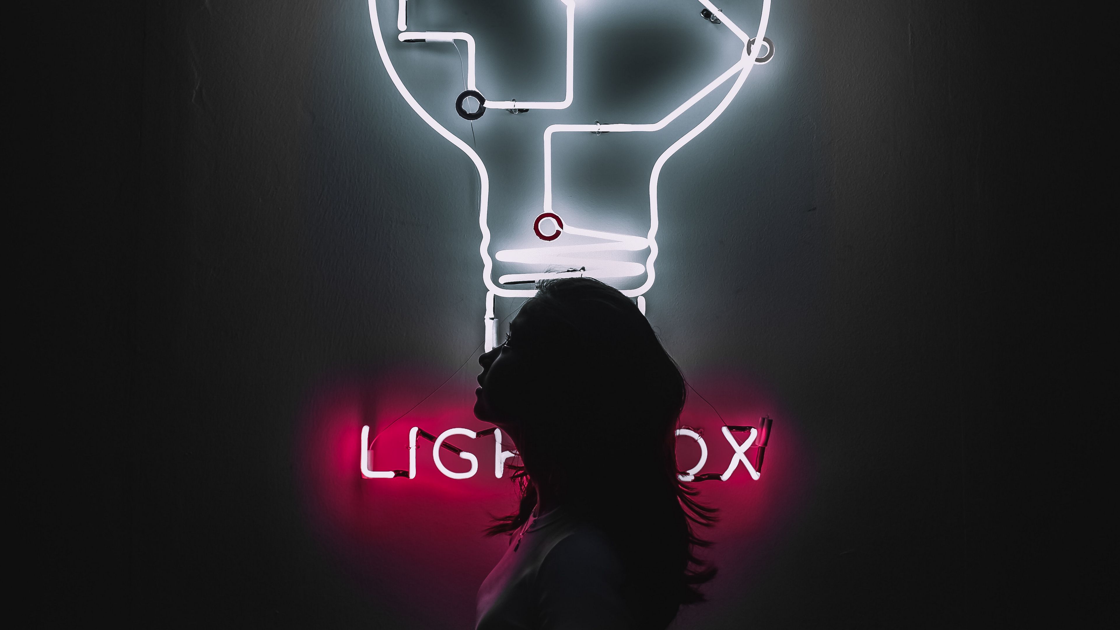 neon, silhouette, girl, light bulb, backlight, 4k, HD Wallpaper