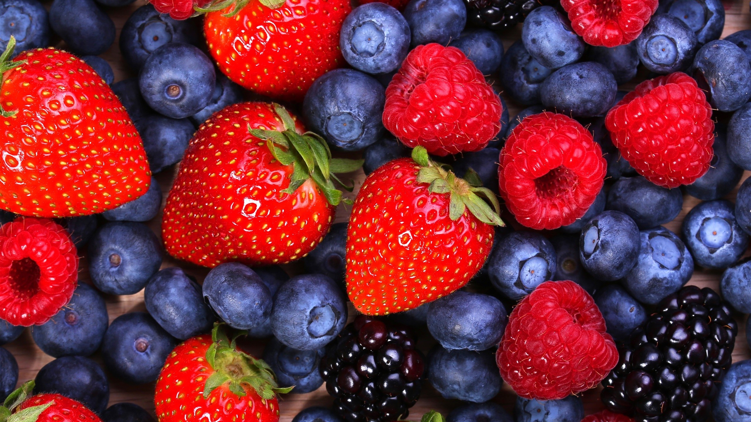 fruit, strawberries, blueberries, rasberry, blackberry, HD Wallpaper