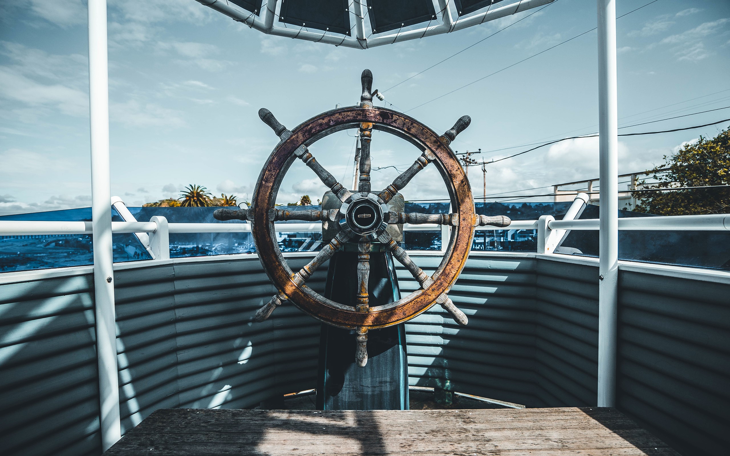 ship, sailing ship, sea, clouds, wheels, steering wheel, palm trees, vehicle, HD Wallpaper