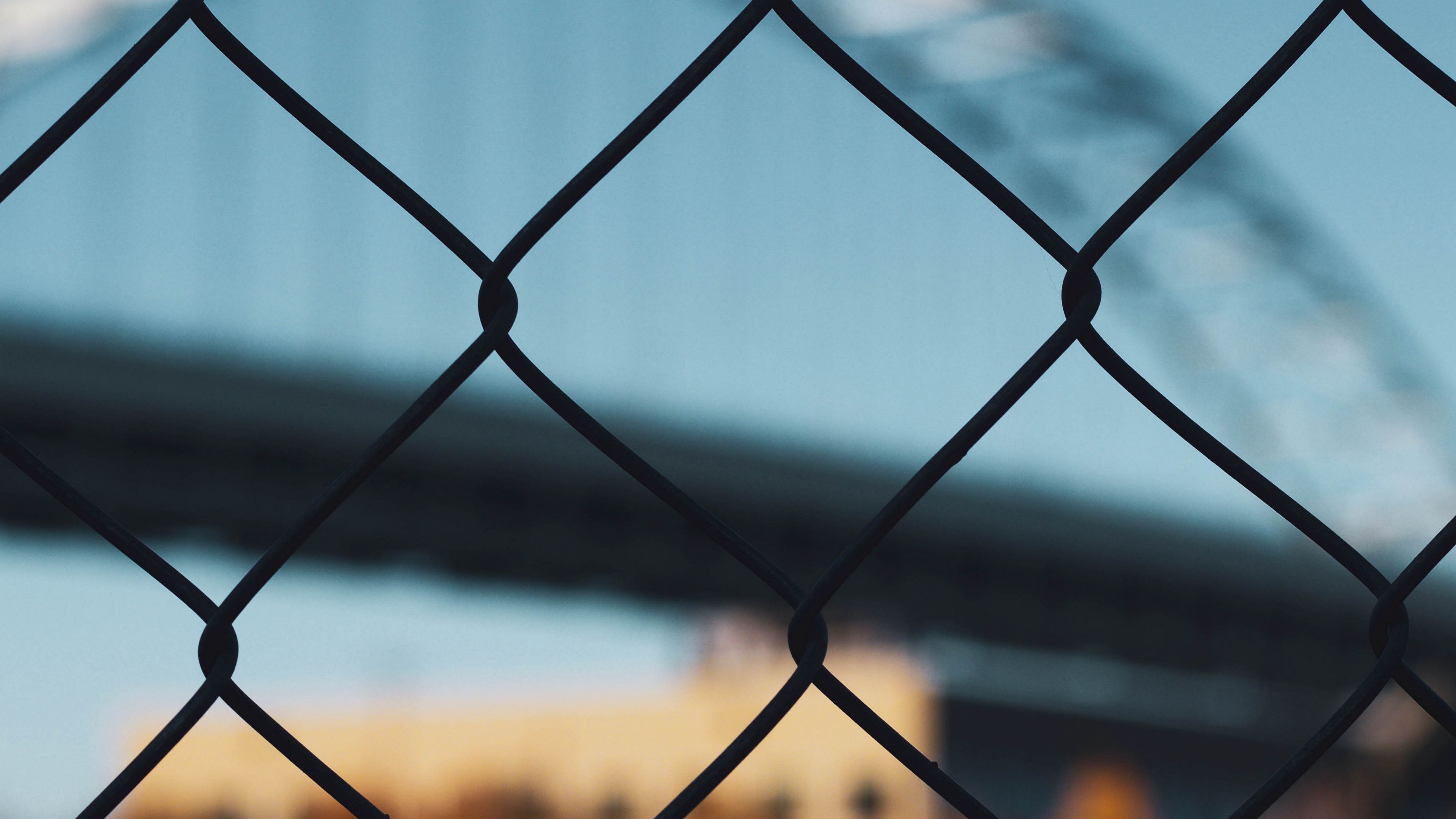 fence, mesh, grid, blur, 4k, HD Wallpaper