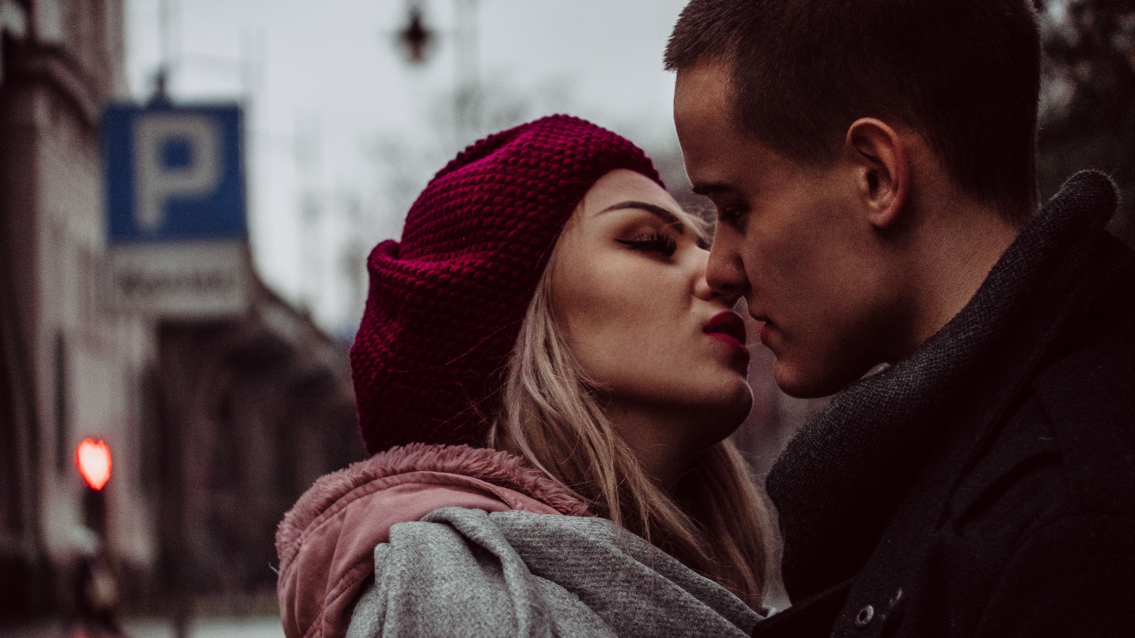 couple, kiss, tenderness, love, romance, 4k, HD Wallpaper