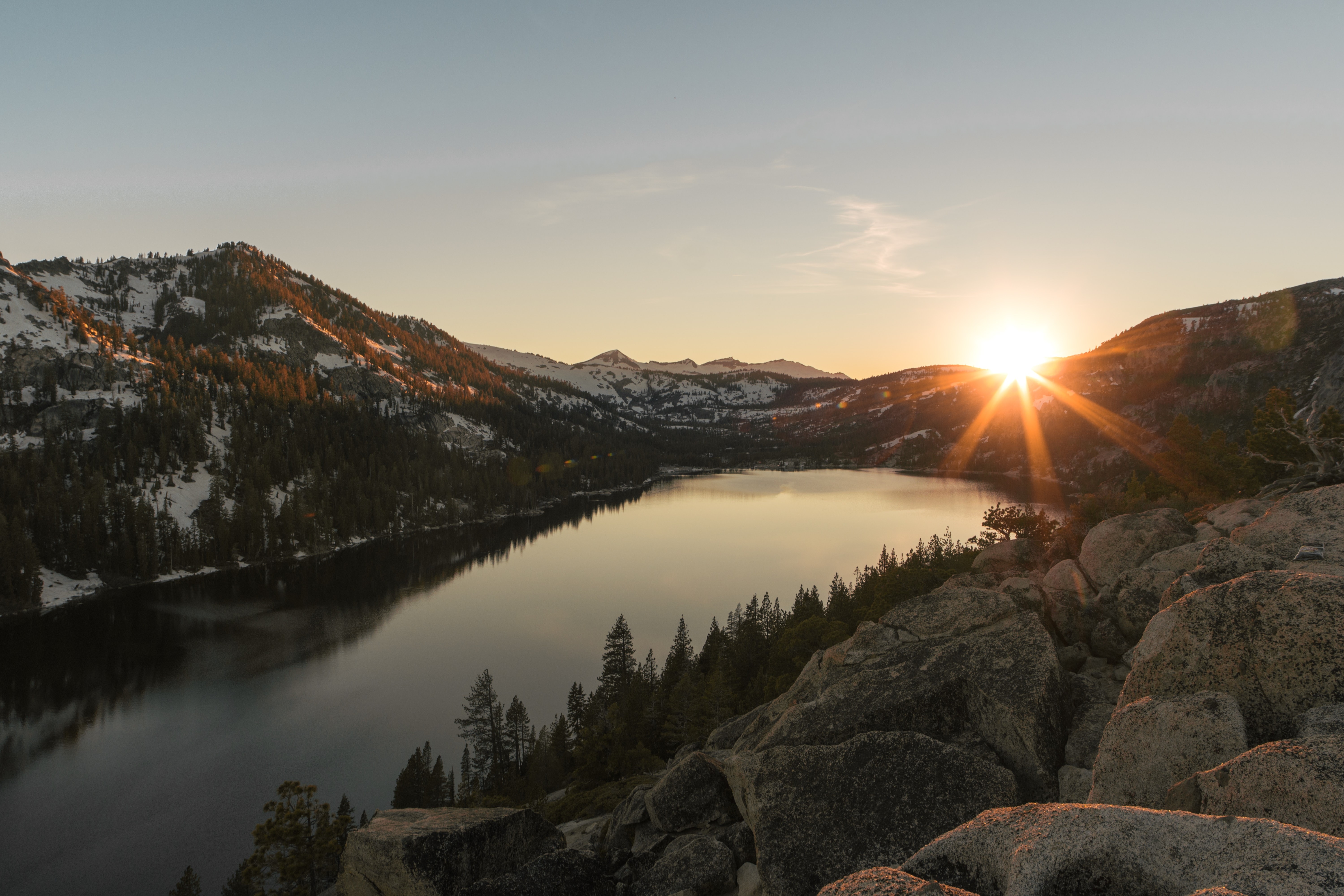 mountains, lake, trees, rocks, snow, sky, Sun, sunset, nature, landscape, HD Wallpaper