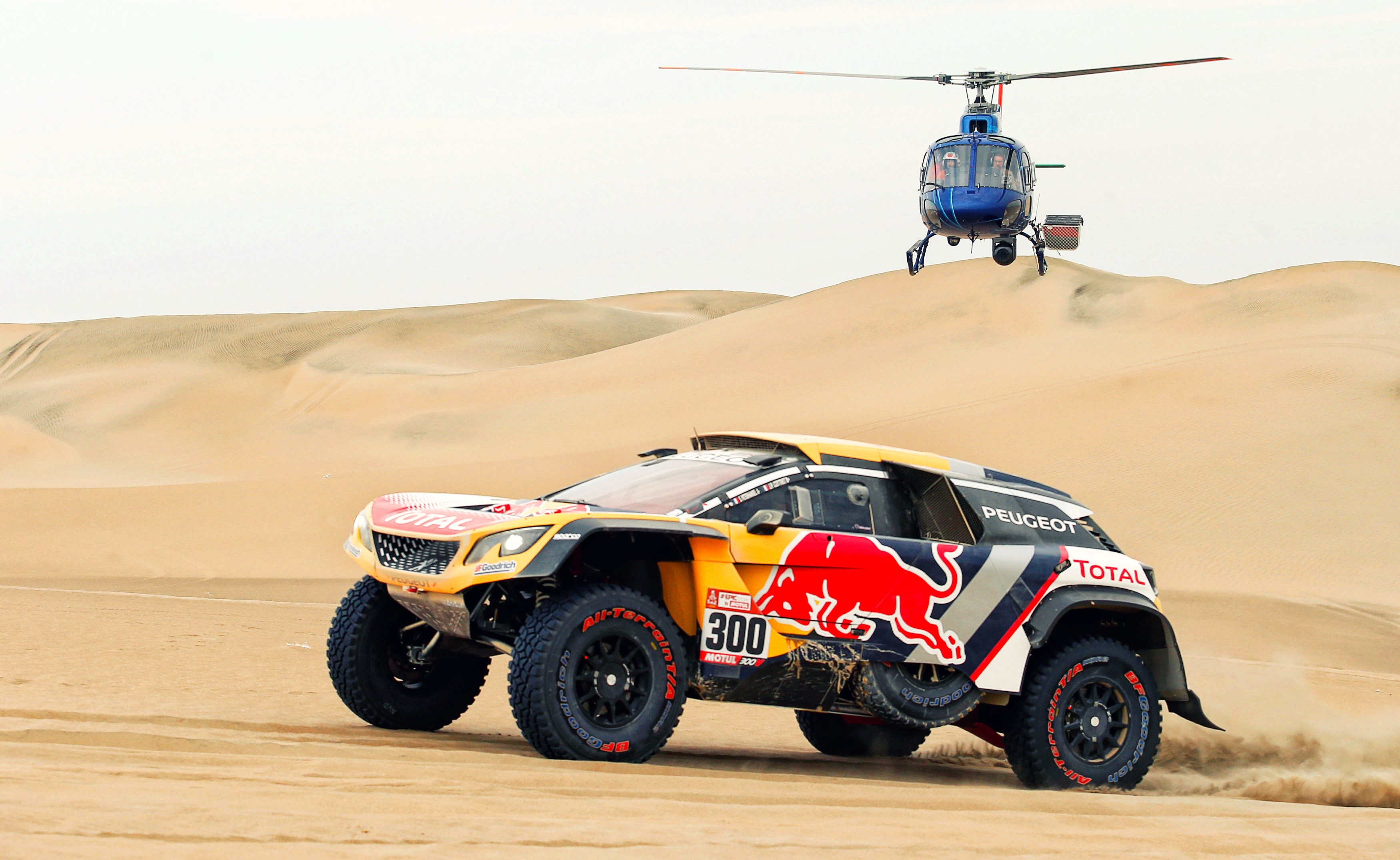 race cars, car, desert, helicopter, vehicle, racing, Rally, Peugeot, HD Wallpaper