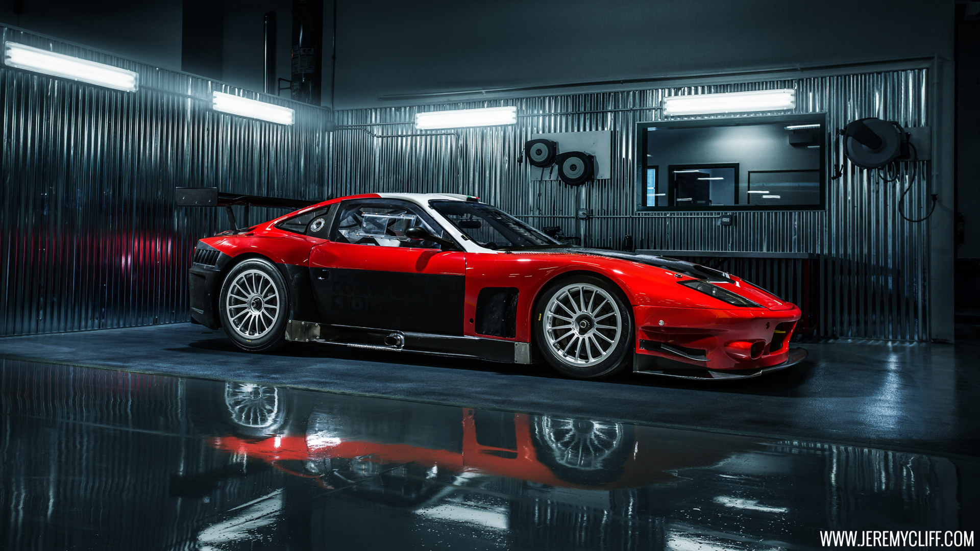 Ferrari 575 GTC, Ferrari, race cars, garages, red cars, italian cars, HD Wallpaper