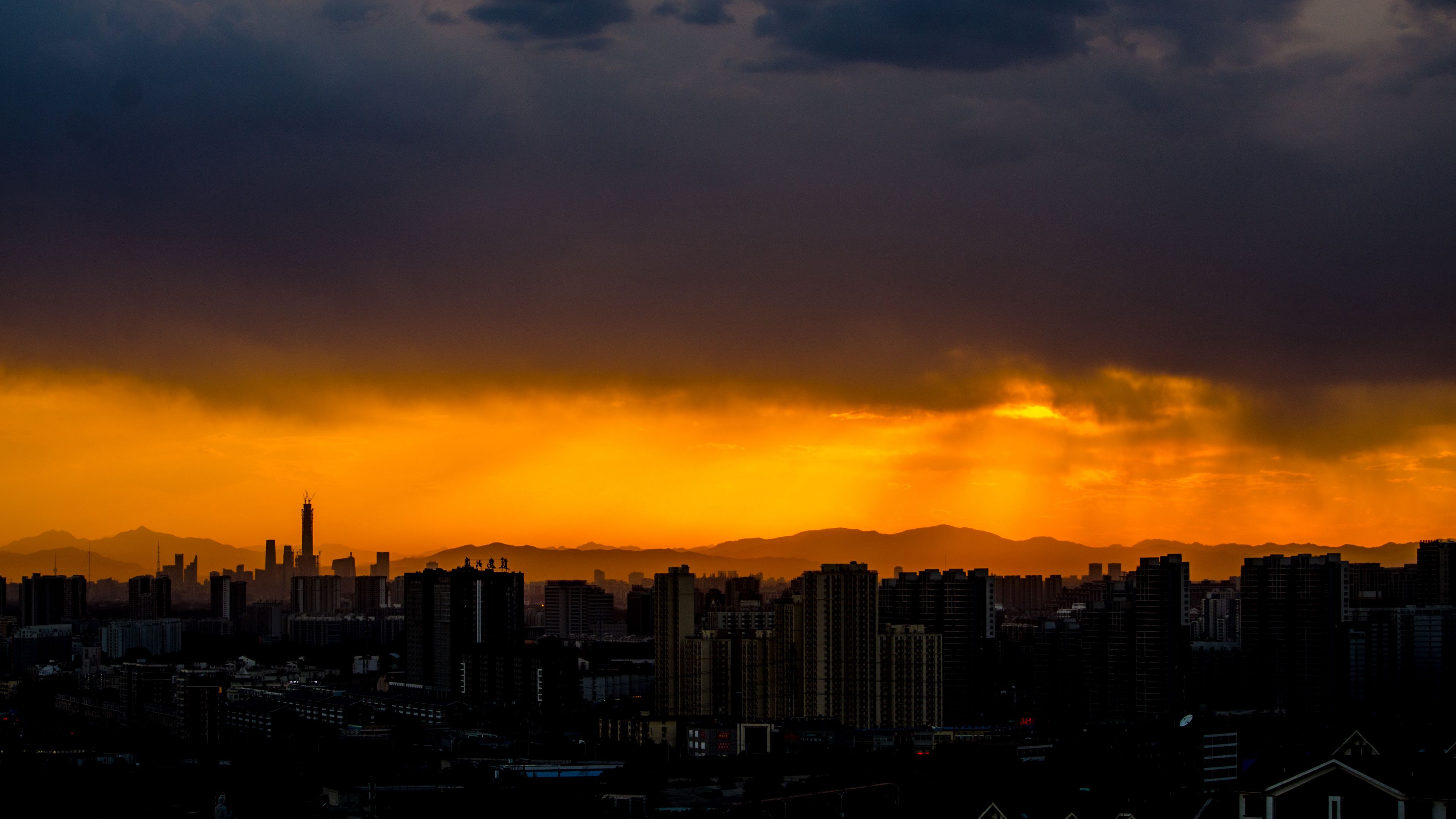 night city, clouds, sunset, dark, 4k, HD Wallpaper
