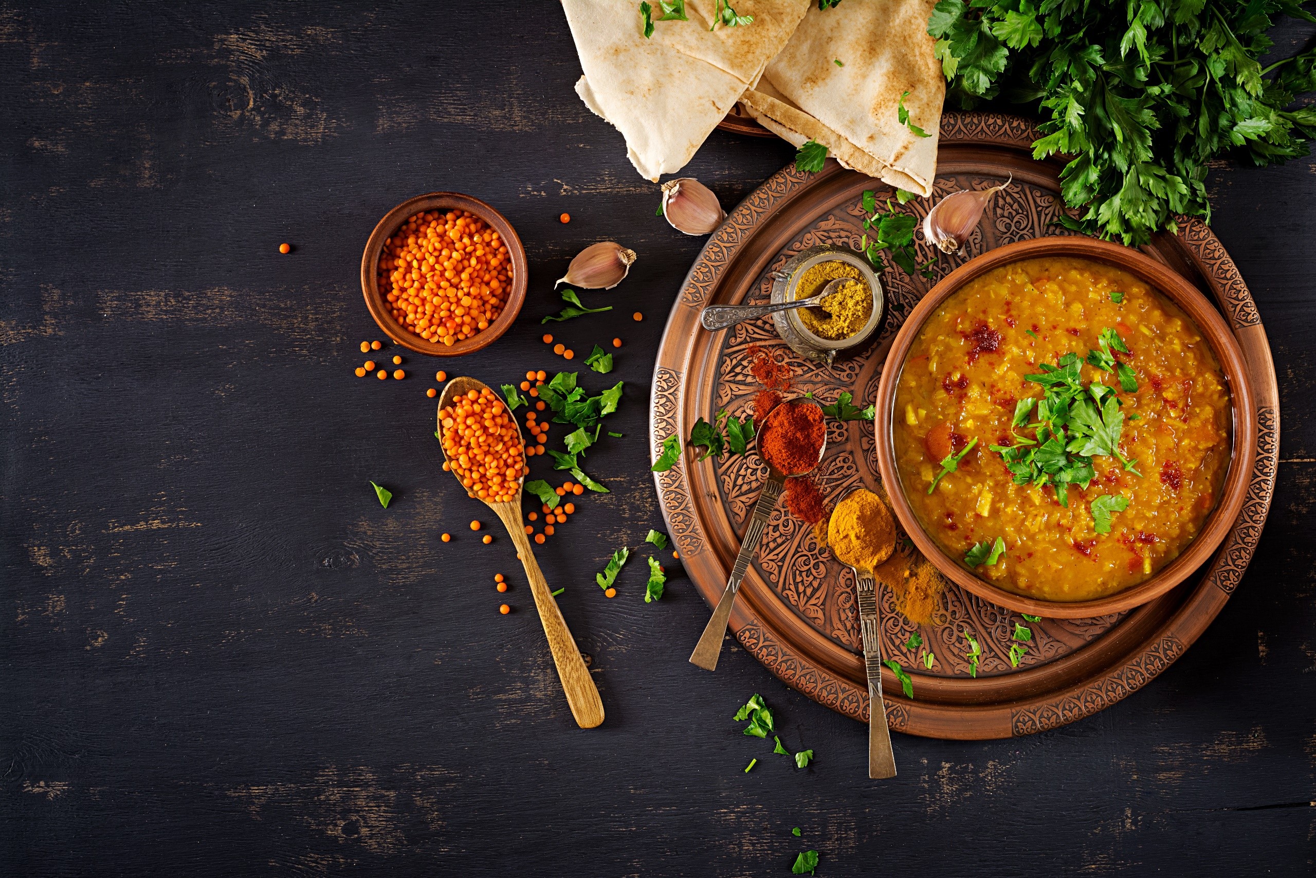 bowls, food, soup, spoon, spices, parsley, Garlic, turmeric, HD Wallpaper