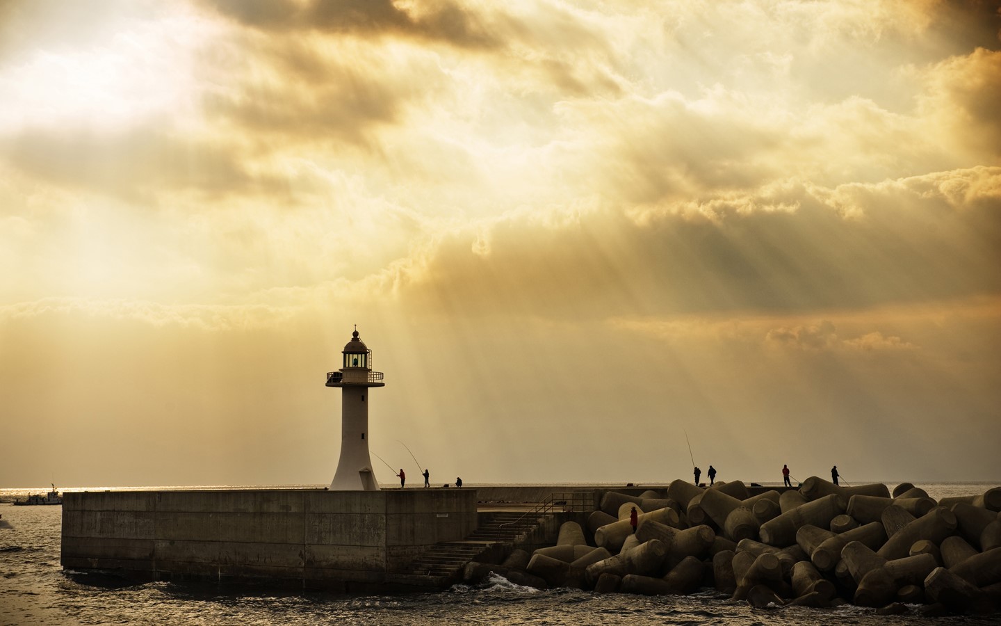 lighthouse, sun rays, building, sunlight, outdoors, HD Wallpaper