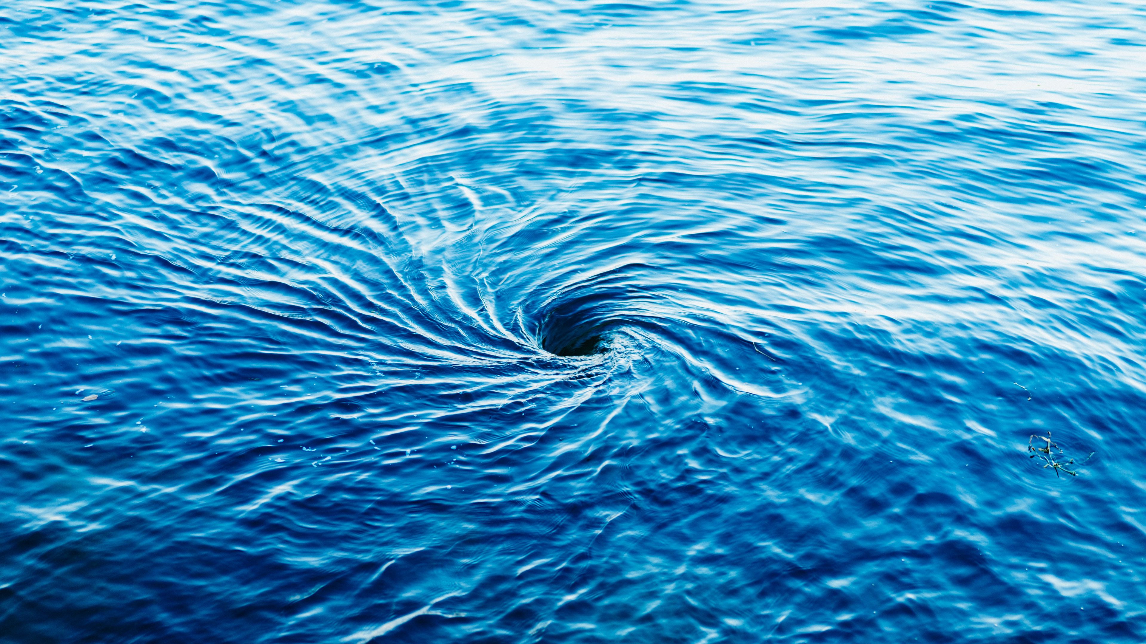 water, funnel, ripples, rotation, 4k, HD Wallpaper