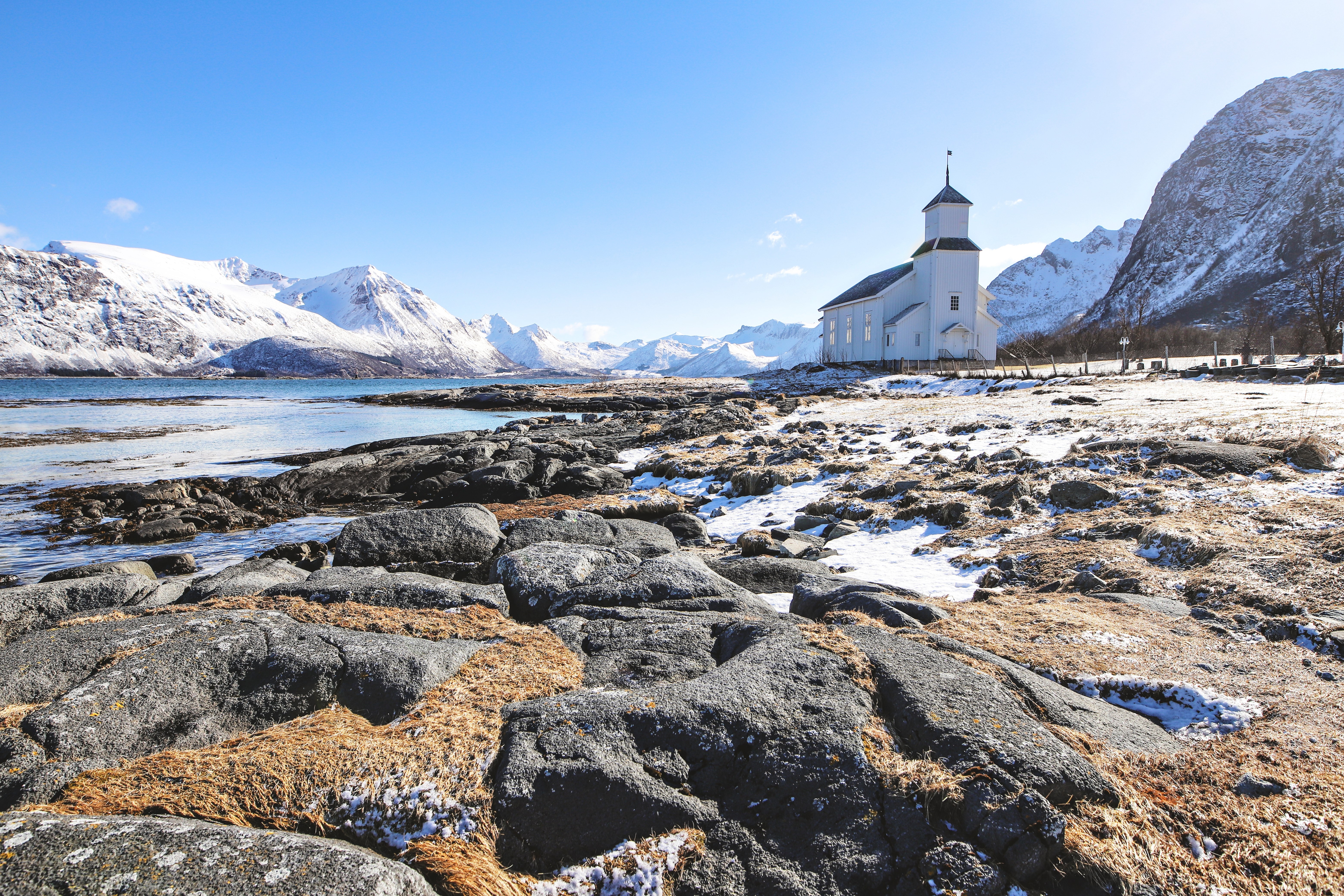 Norway, Lofoten, Lofoten Islands, nature, landscape, Europe, hill, mountains, hills, cold, outdoors, snow, church, chapel, beach, HD Wallpaper