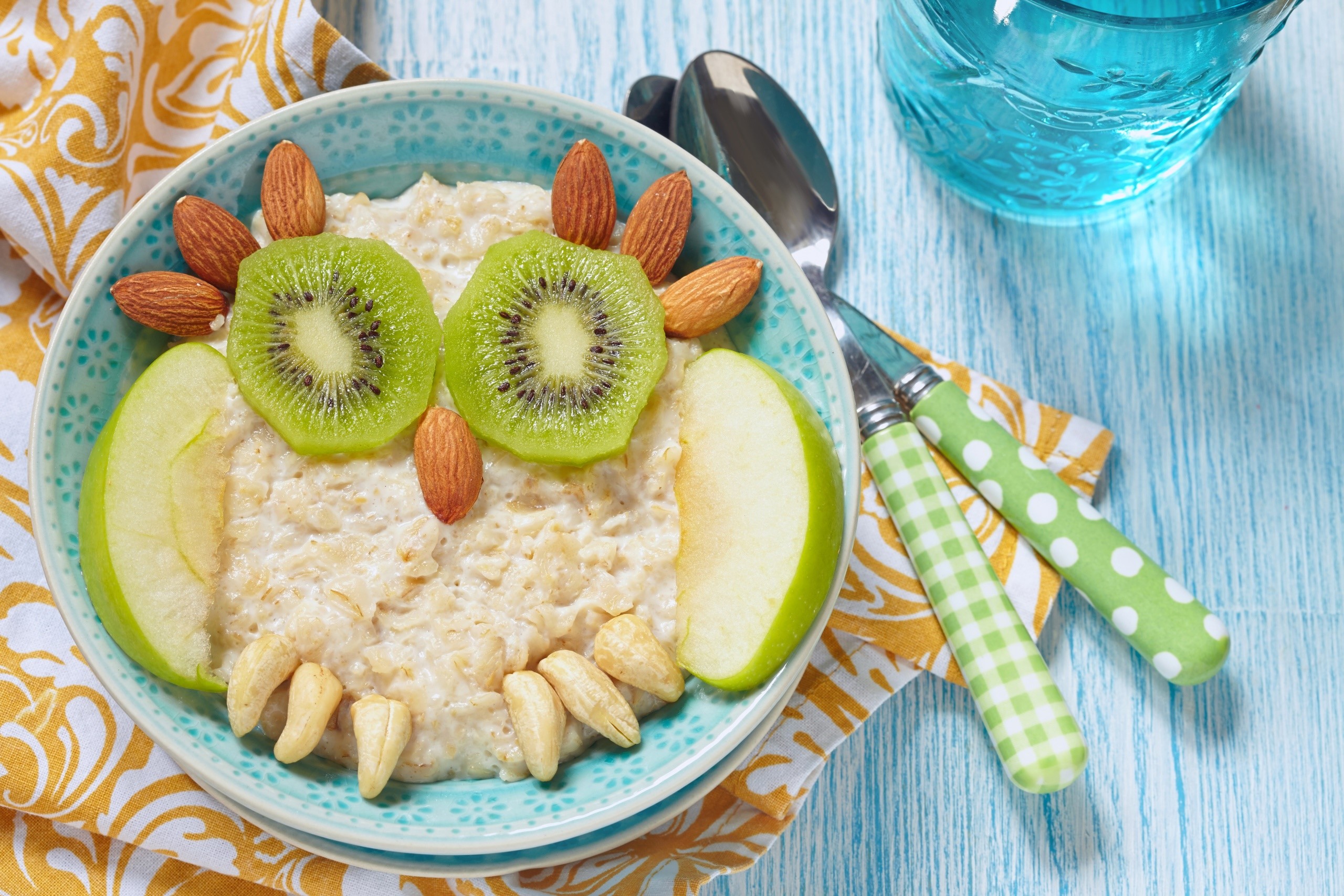 food, kiwi (fruit), spoon, apples, breakfast, colorful, oatmeal, nuts, owl, fruit, HD Wallpaper