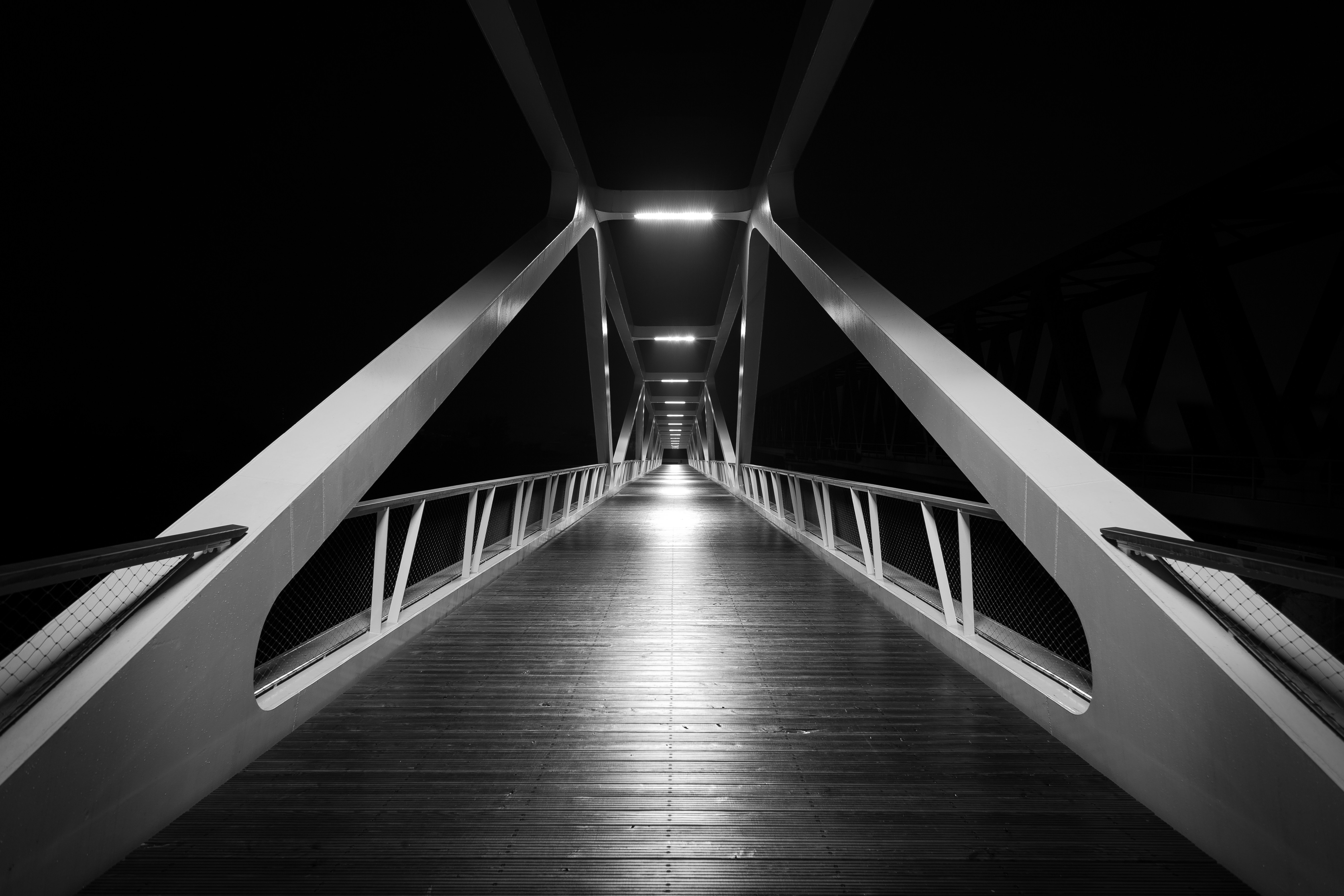 dark, night, black, monochrome, symmetry, bridge, wooden surface, architecture, HD Wallpaper