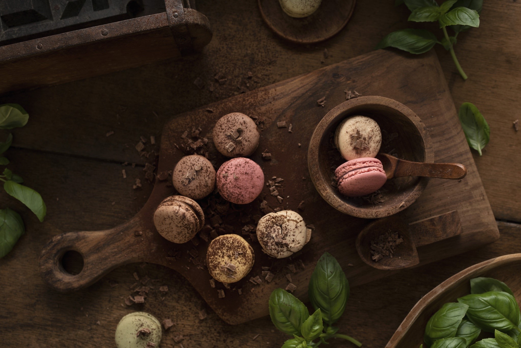 food, sweets, chocolate, leaves, cutting board, basil, Macarons, HD Wallpaper