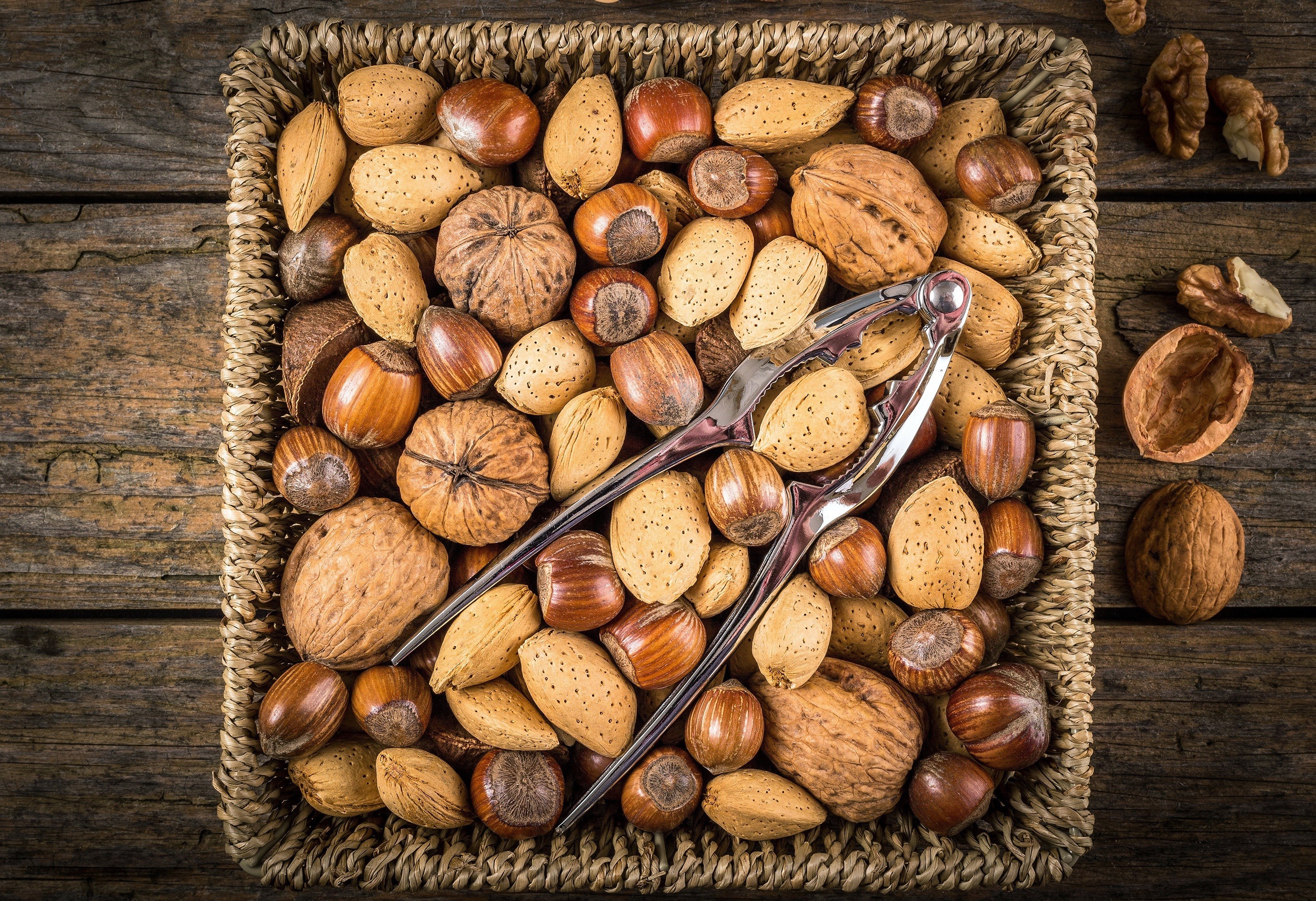 nuts, food, baskets, wooden surface, walnuts, hazelnut, HD Wallpaper