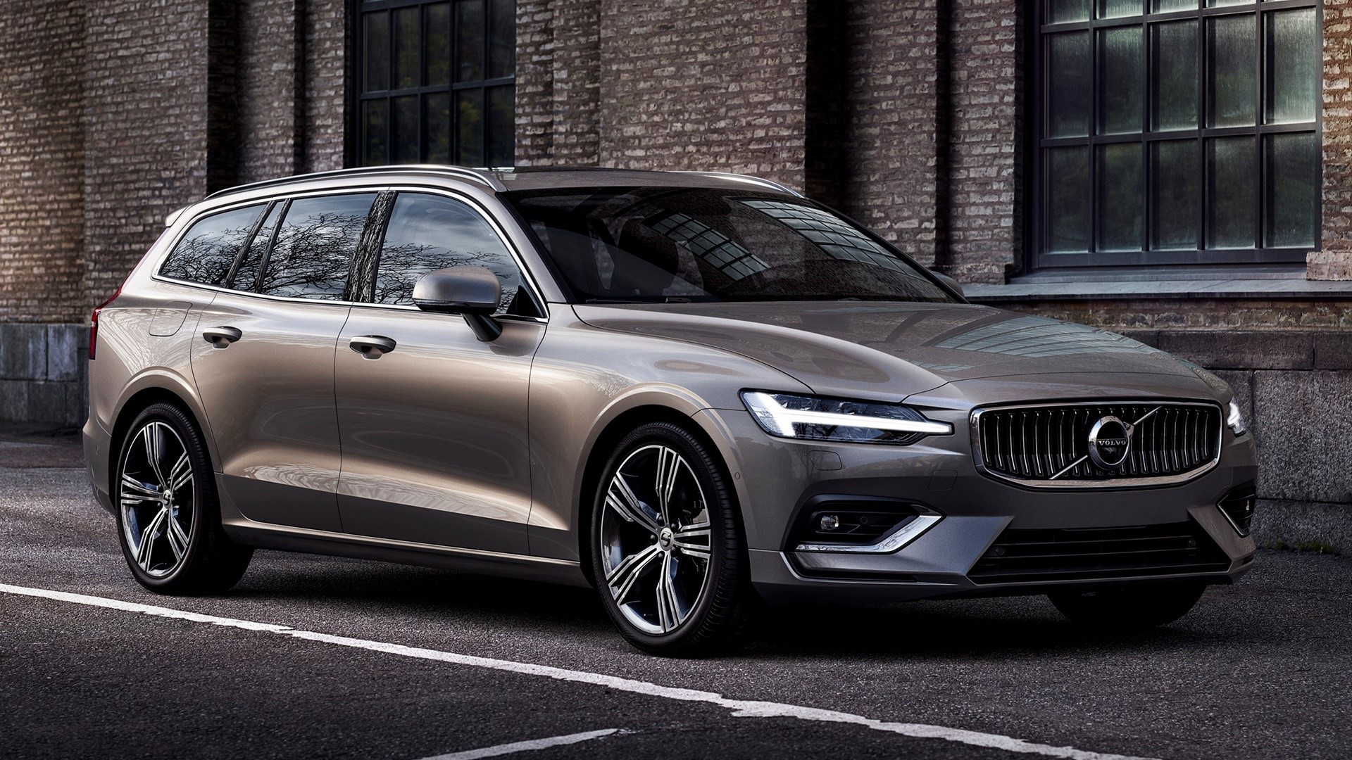 car, Volvo, road, reflection, HD Wallpaper