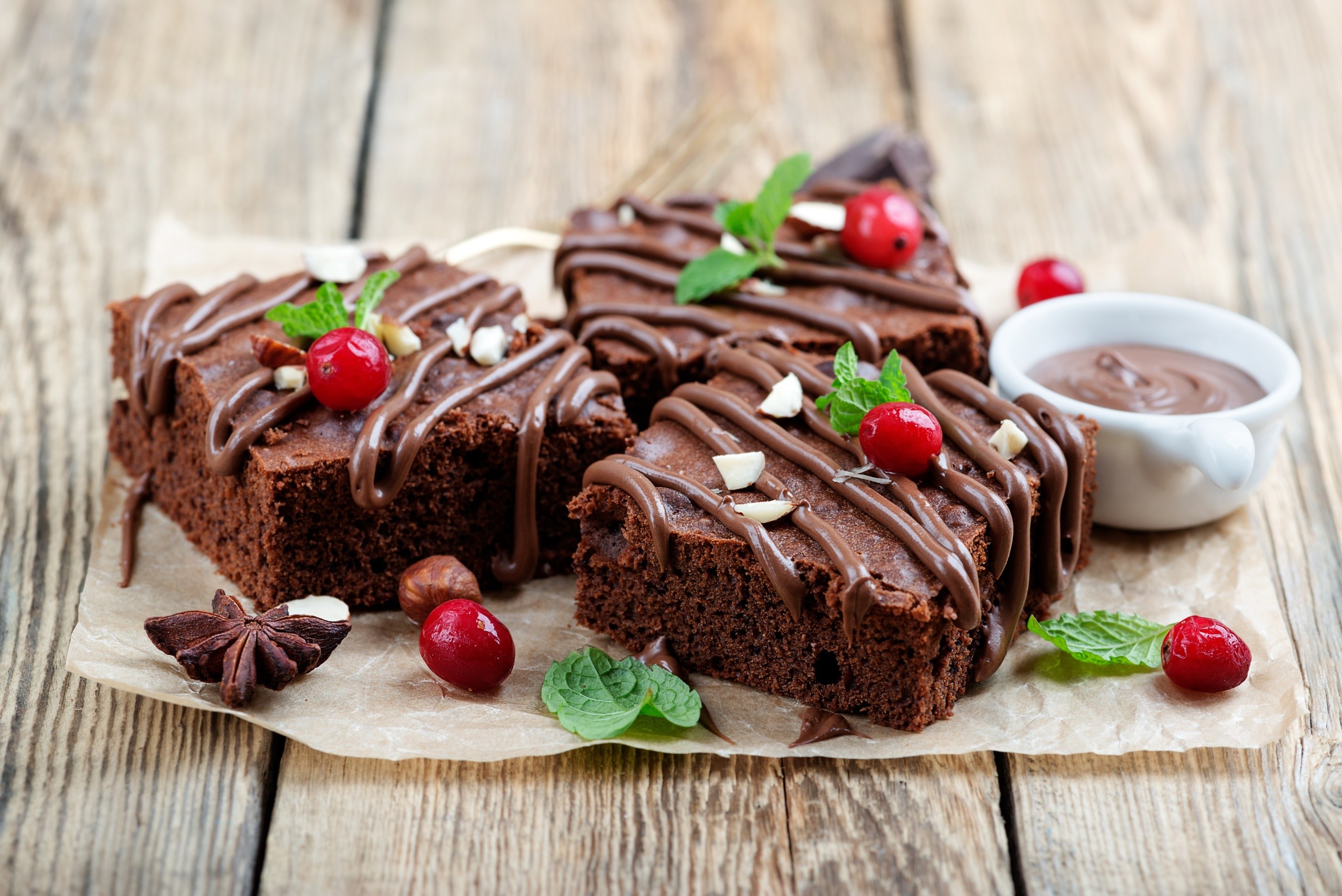 dessert, chocolate, sweets, food, brownie, star anise, hazelnut, mint leaves, wooden surface, HD Wallpaper