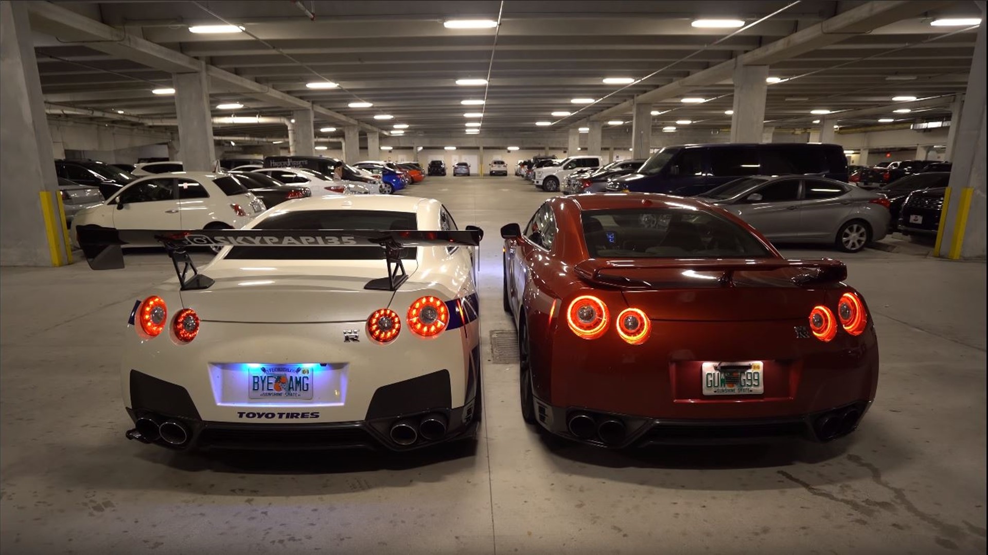 Nissan GT-R NISMO, car, vehicle, red cars, white cars, garages, HD Wallpaper