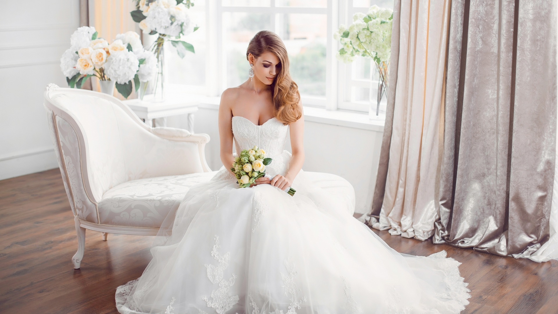 flowers, dress, sofa, bouquet, girl, HD Wallpaper
