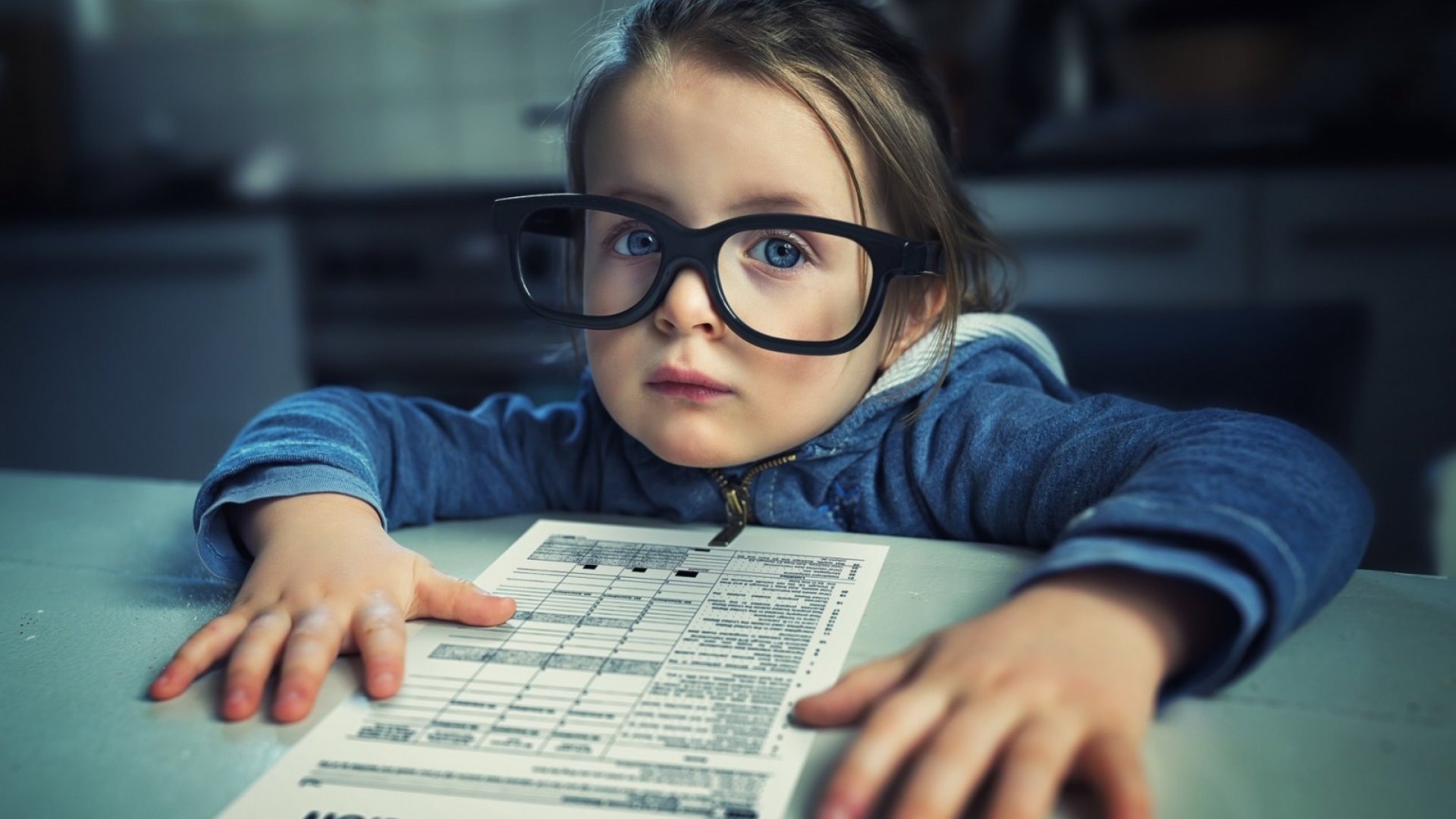 girl, glasses, child, paper, eyes, creative, blue, situation, HD Wallpaper