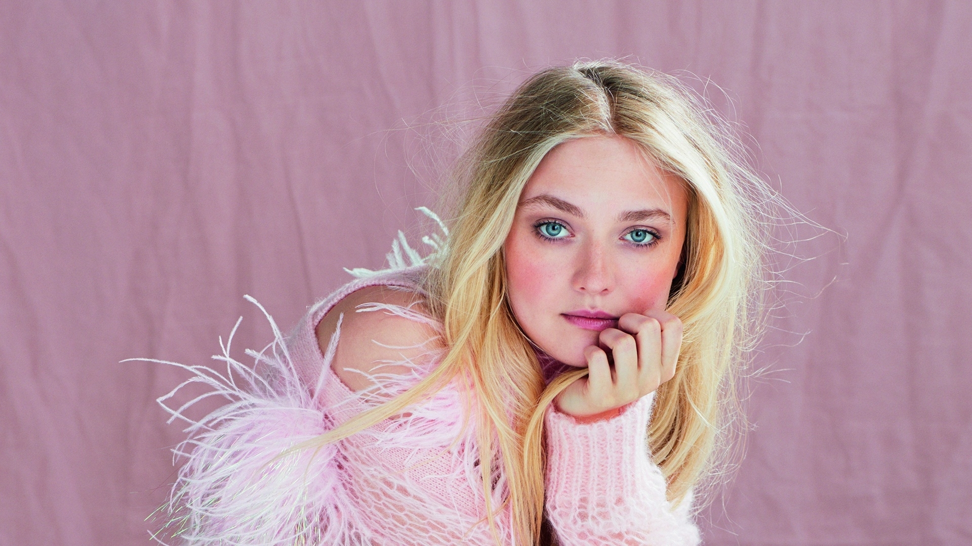 blonde, actress, girl, dakota fanning, pink, HD Wallpaper