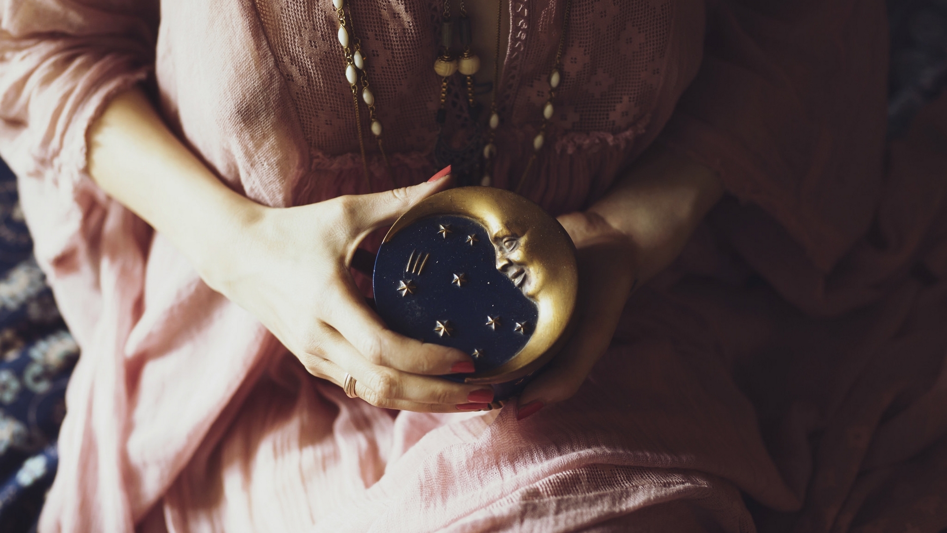 moon, luna, golden, hand, pink, HD Wallpaper