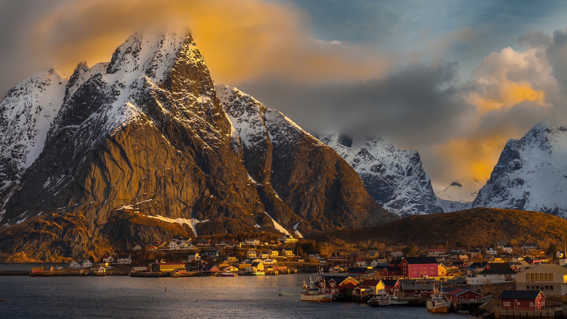 home, sunset, clouds, the reine, boats, snow, mountains, nordland, village, sunshine, norway, HD Wallpaper