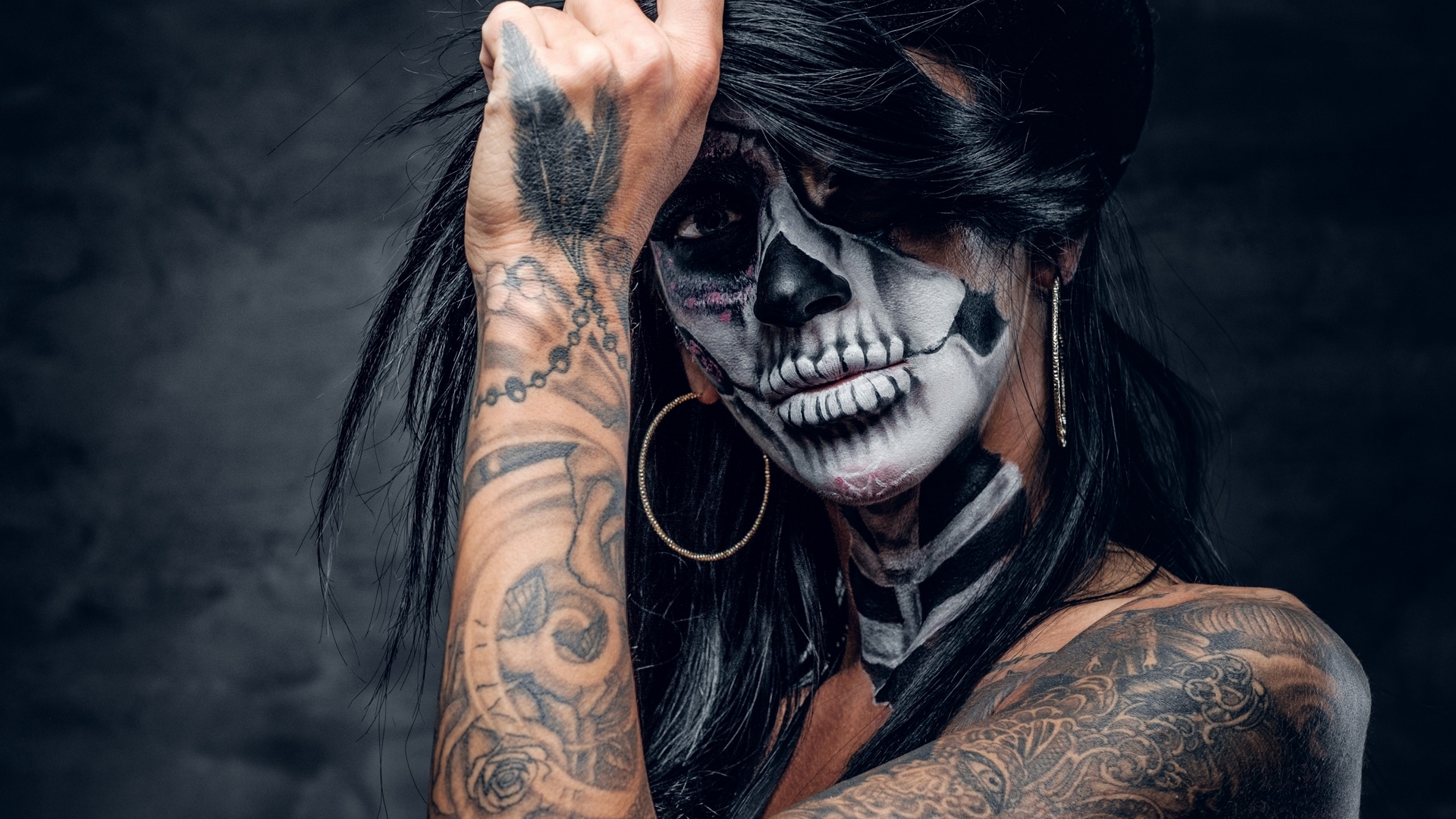 model, halloween, dia de los muertos, tattoo, black, woman, brunette, girl, hand, face, skull, HD Wallpaper