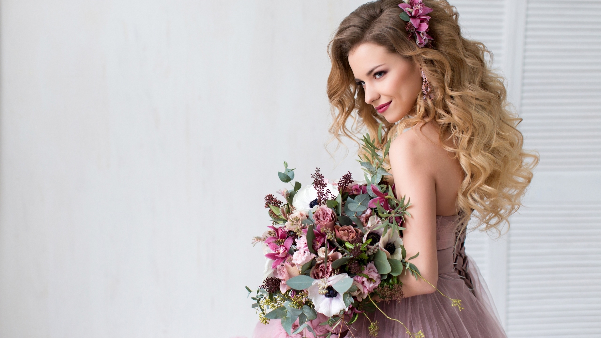 girl, model, bouquet, flower, woman, pink, HD Wallpaper