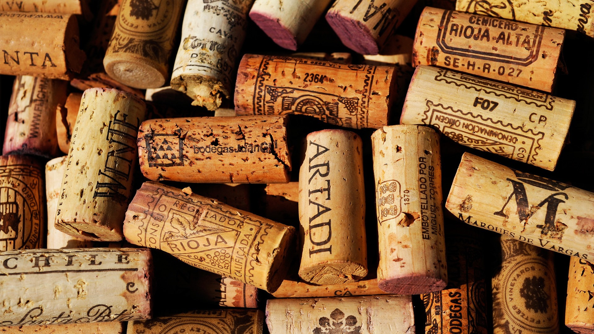 photography, wine, beautiful, stoppers, wine stoppers, abstract, HD Wallpaper
