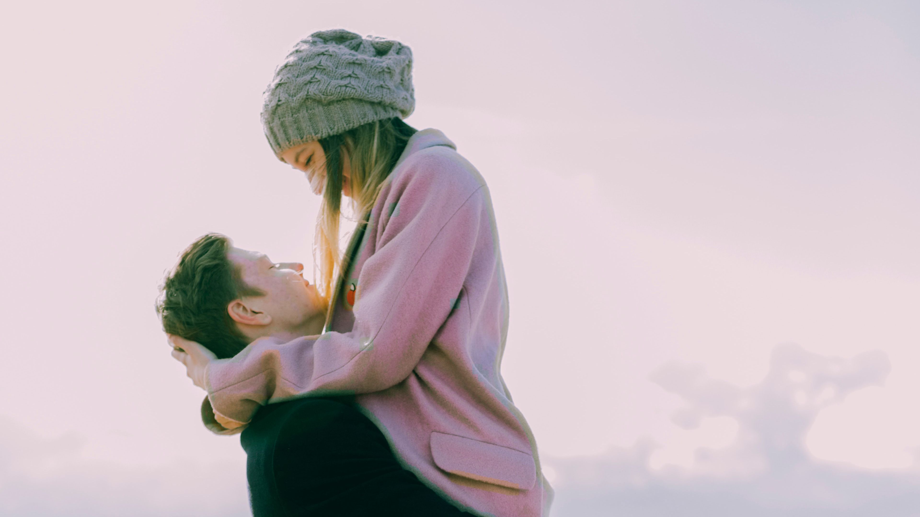 couple, hugs, happiness, tenderness, romance, 4k, HD Wallpaper