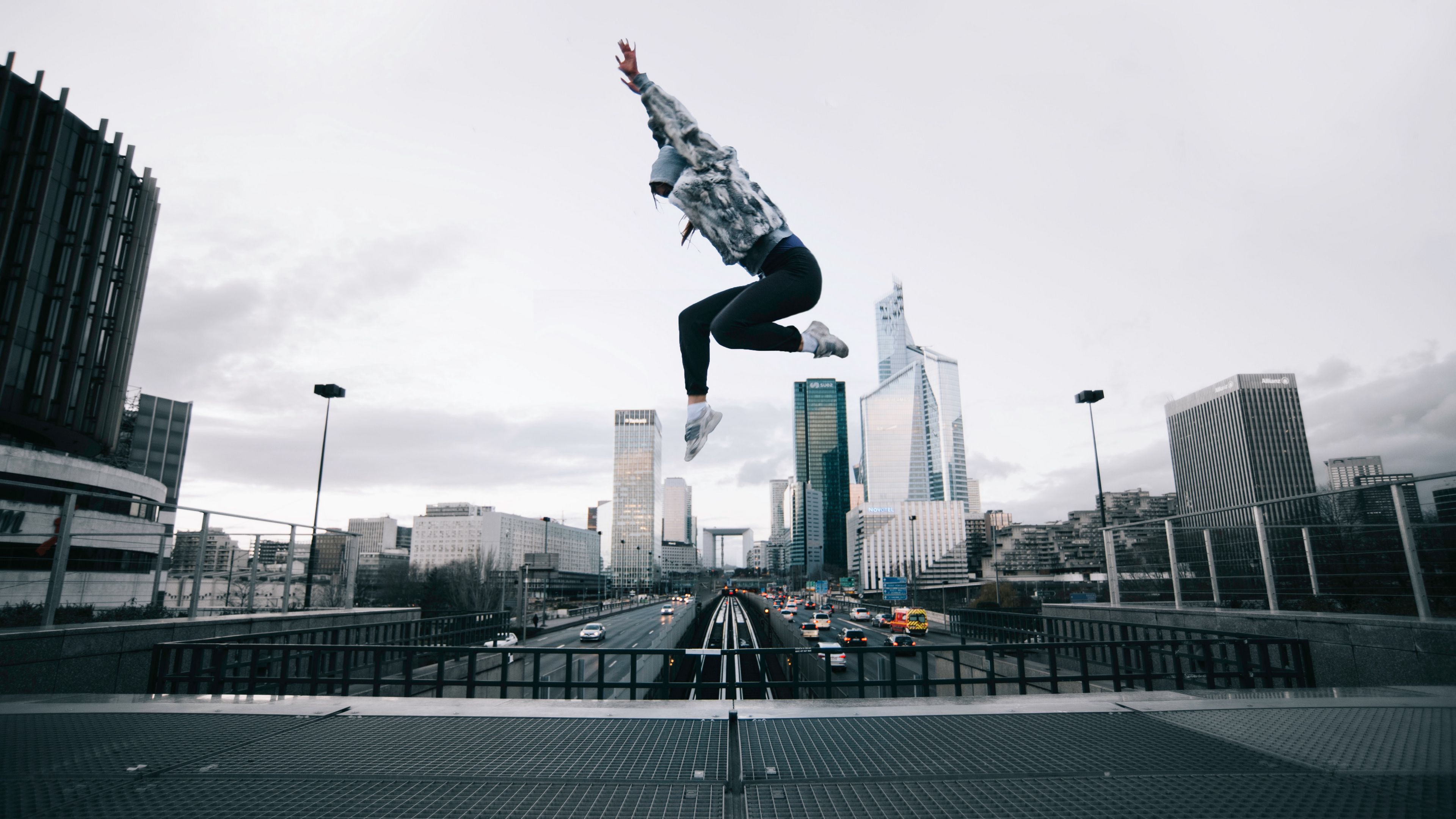 human, roof, jump, flight, 4k, HD Wallpaper