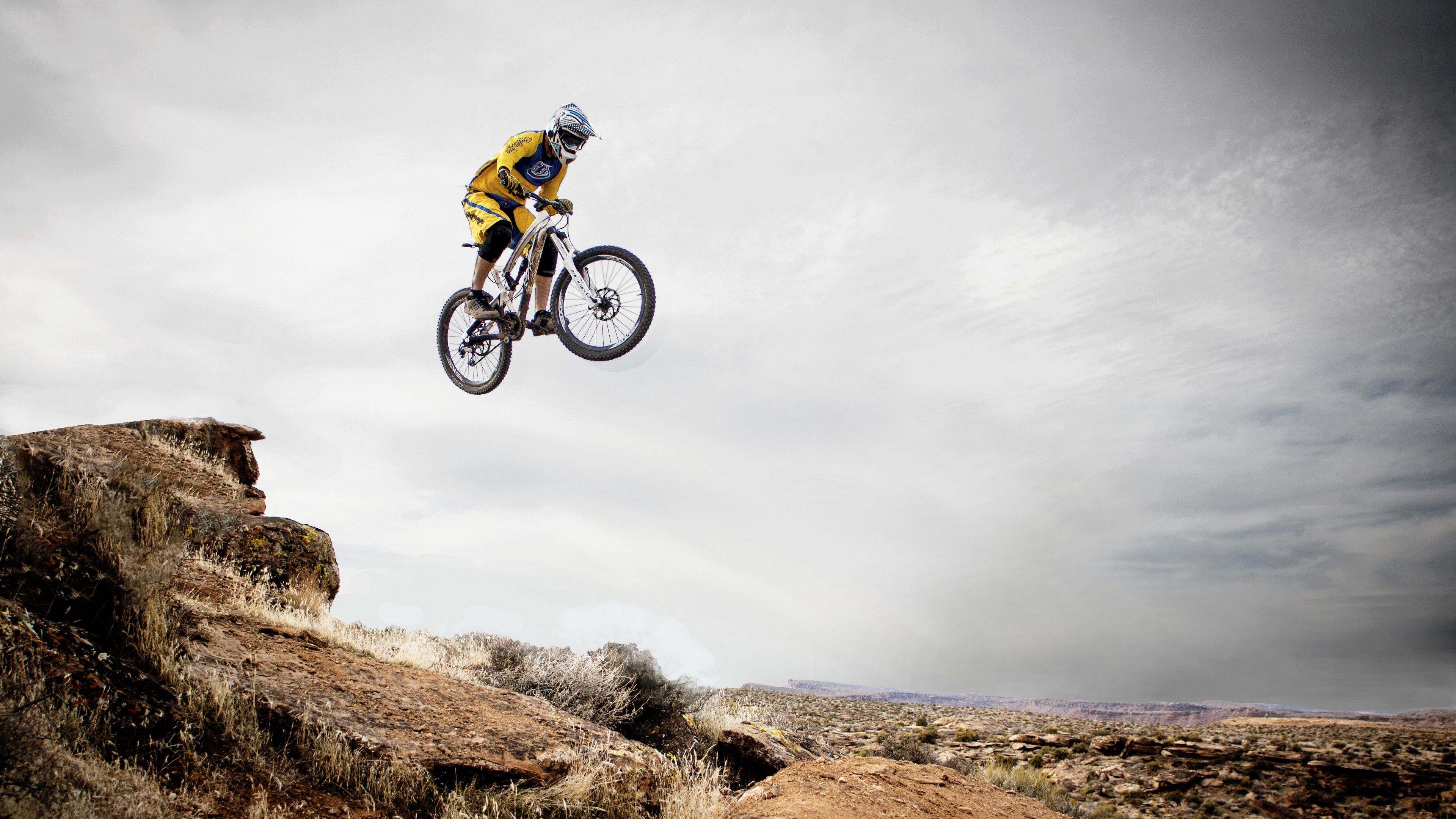 cyclist, cycle racing, trick, jump, 4k, HD Wallpaper