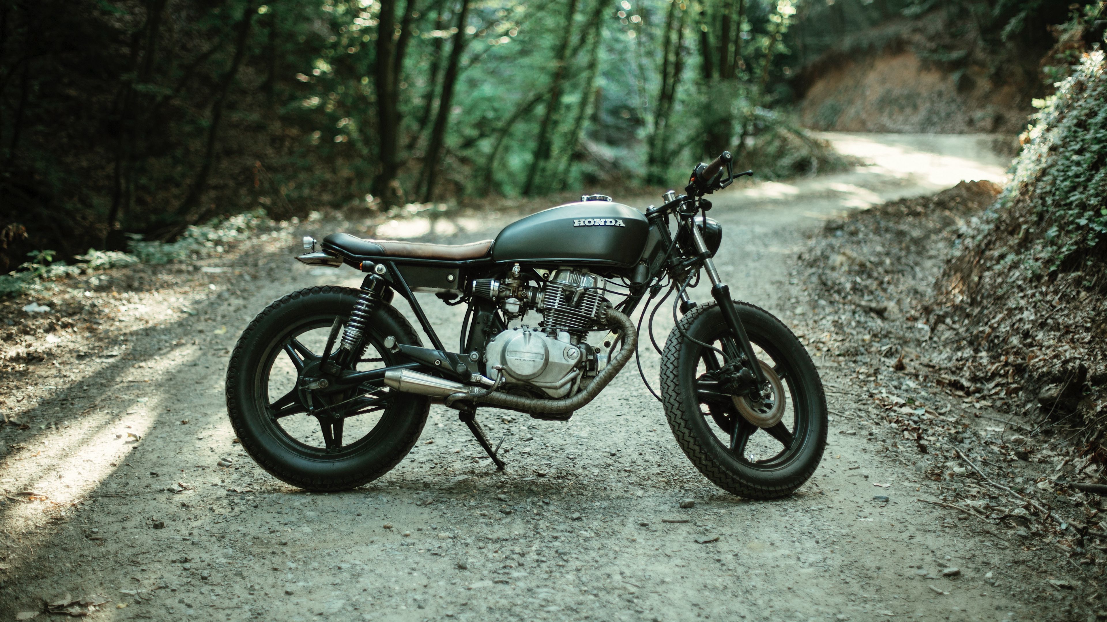 motorcycle, side view, blur, 4k, HD Wallpaper