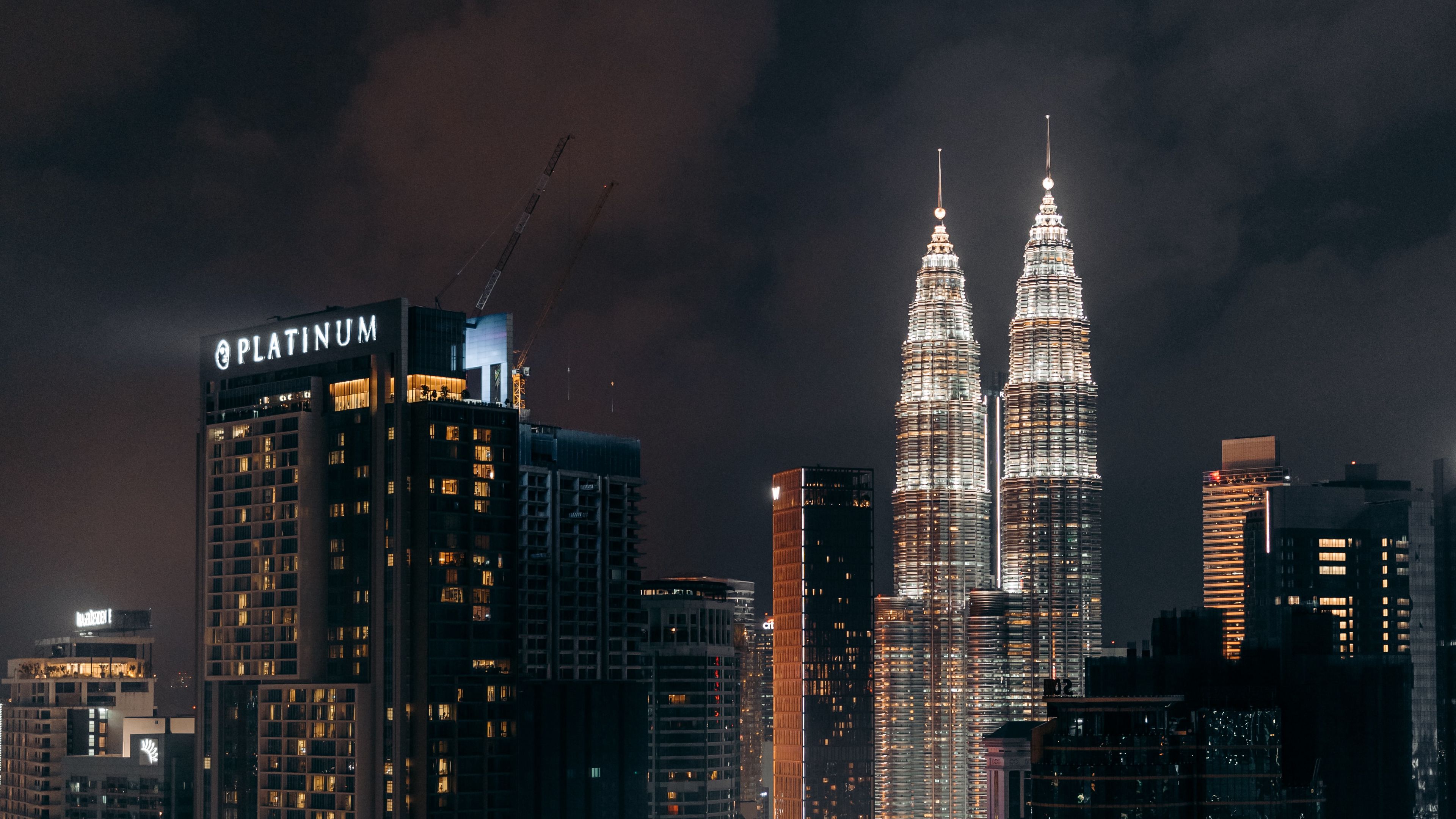 night city, glow, lights, building, 4k, HD Wallpaper