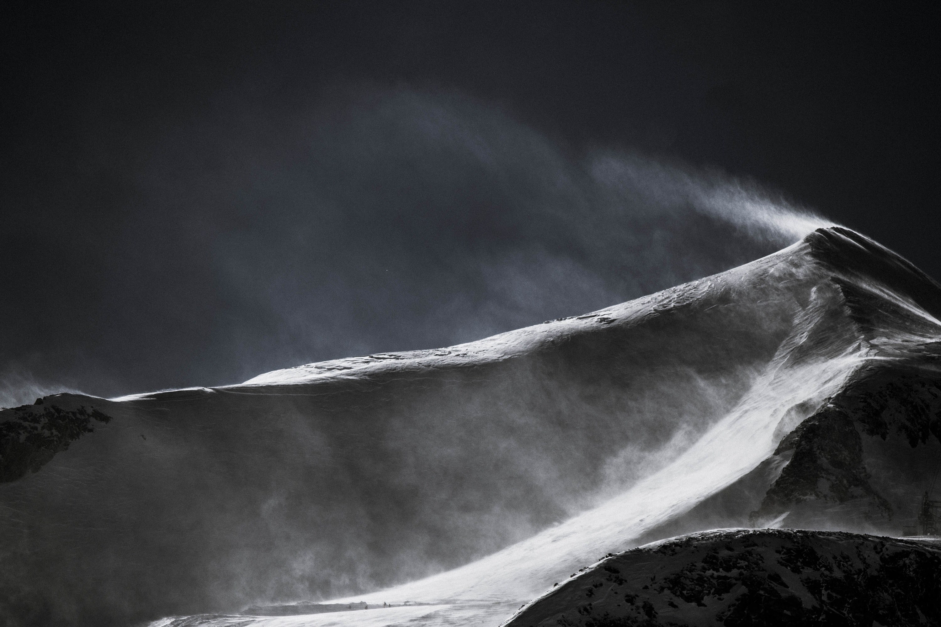black and white drone shot of a mountain peak covered in snow, mountain peak in snow 4k, HD Wallpaper