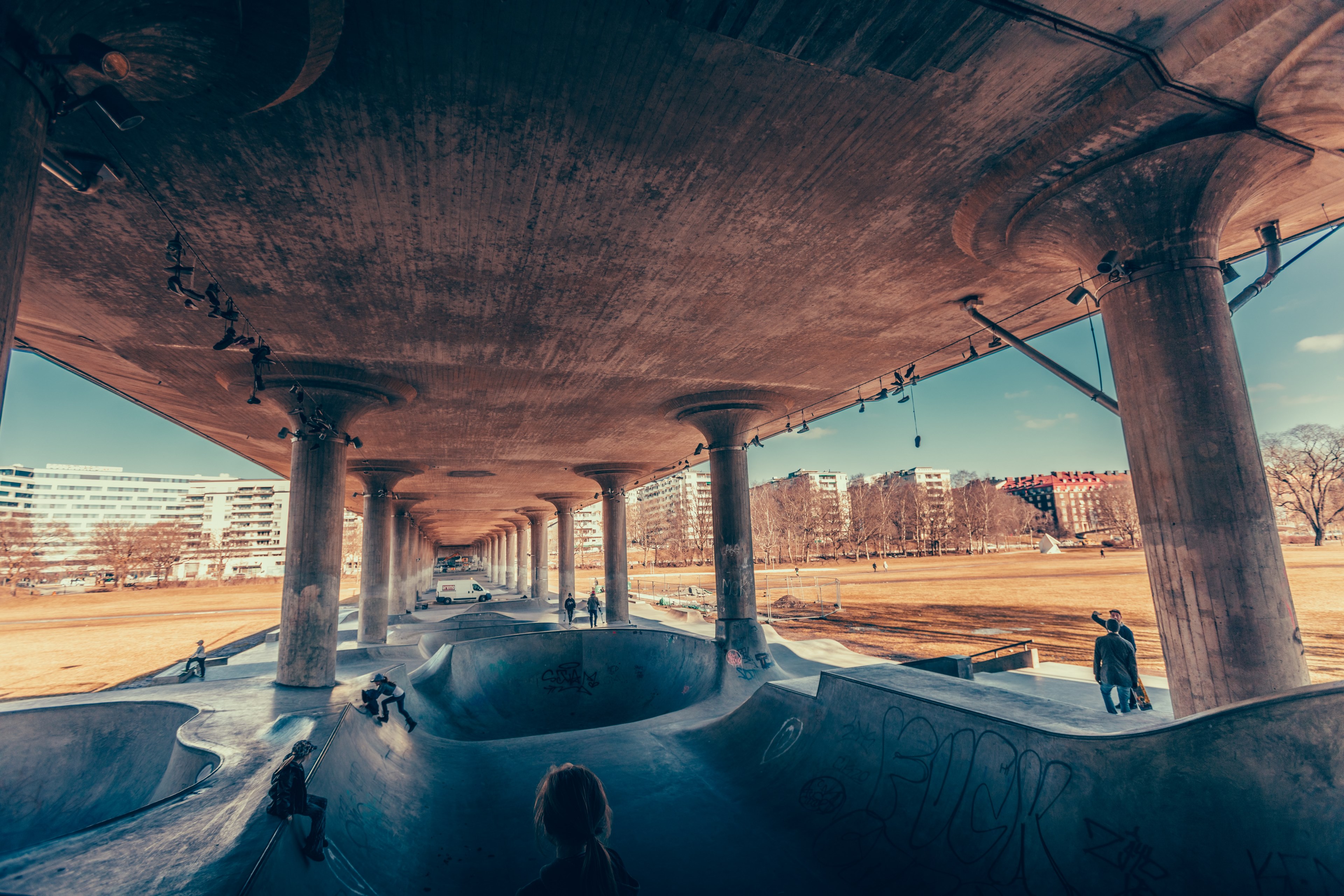 urban bridge park and skate 4k, HD Wallpaper